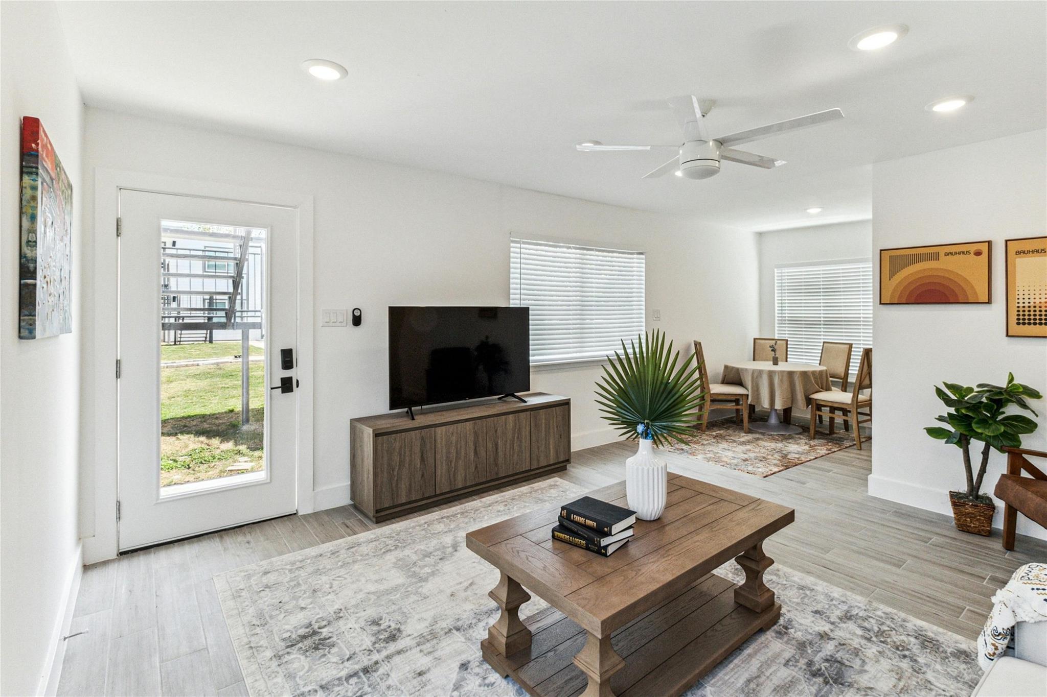 1200 E 52nd ST #209, Austin, TX 78723