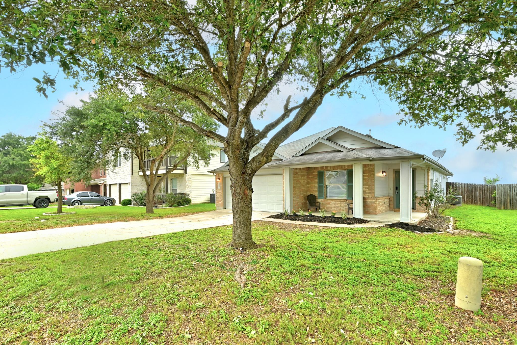 132 Mansfield Lake TRL, Kyle, TX 78640