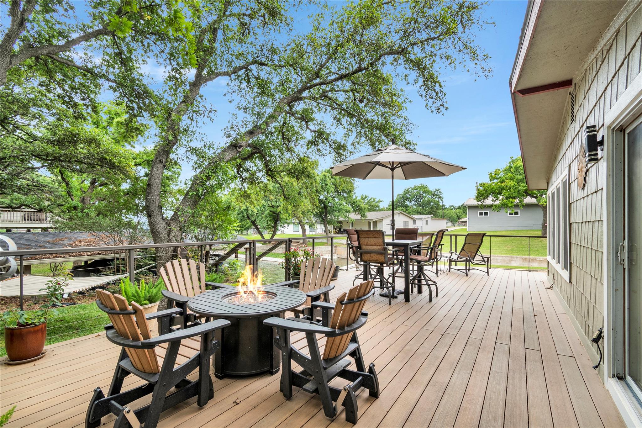 1122 Hill Circle East DR, Granite Shoals, TX 78654