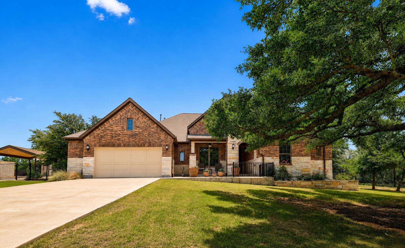 2285 Nature View Loop, Driftwood, TX 78619