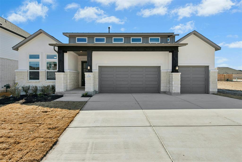 17305 Silverman DR, Pflugerville, TX 78660