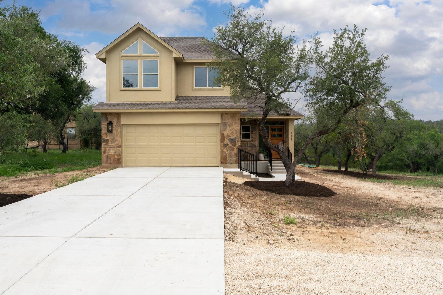 112 Twin Creek CIR, Dripping Springs, TX 78620