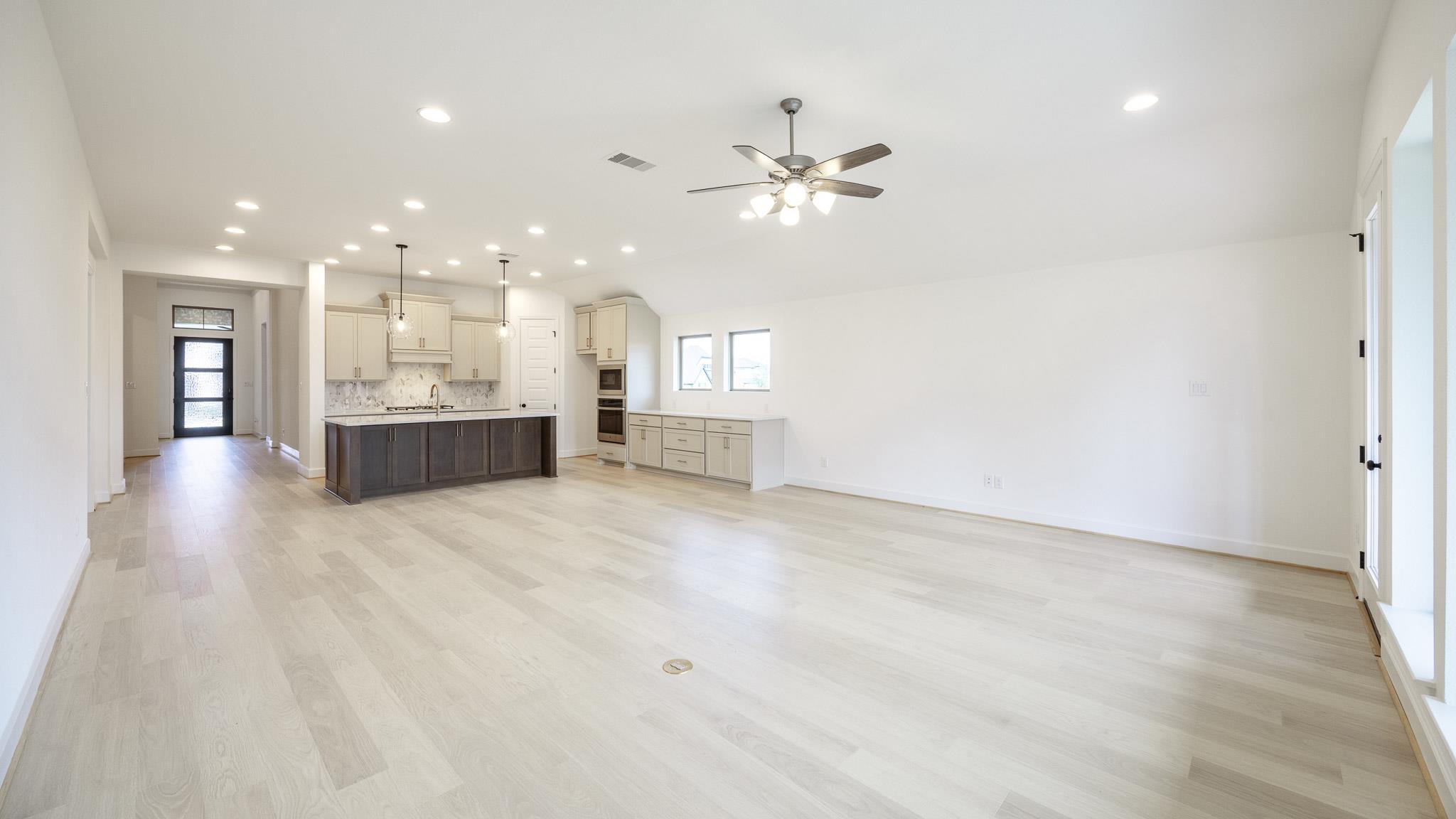 528 Rock Daisy TRL, Hutto, TX 78634