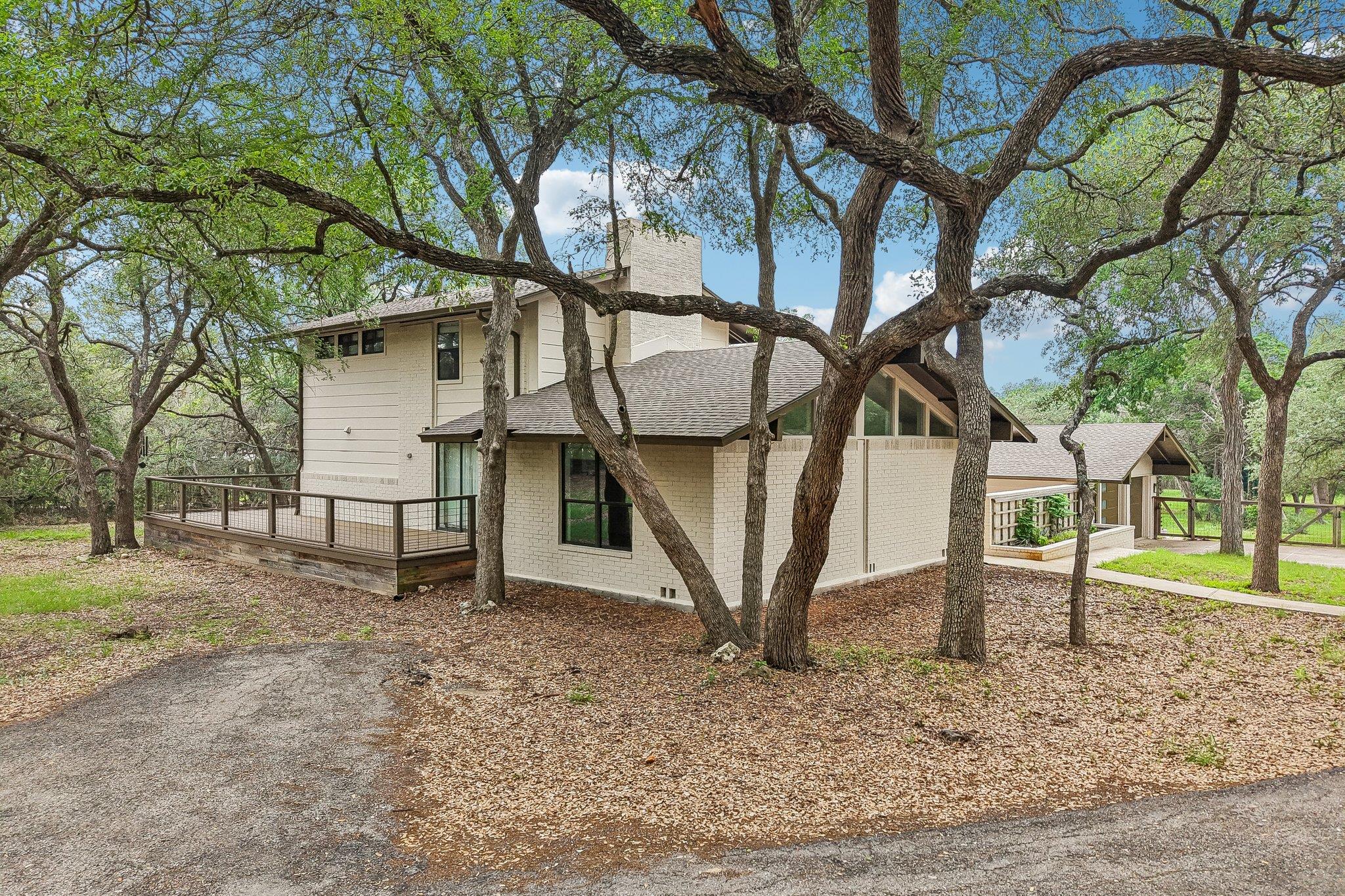 9004 Tara LN, Austin, TX 78737