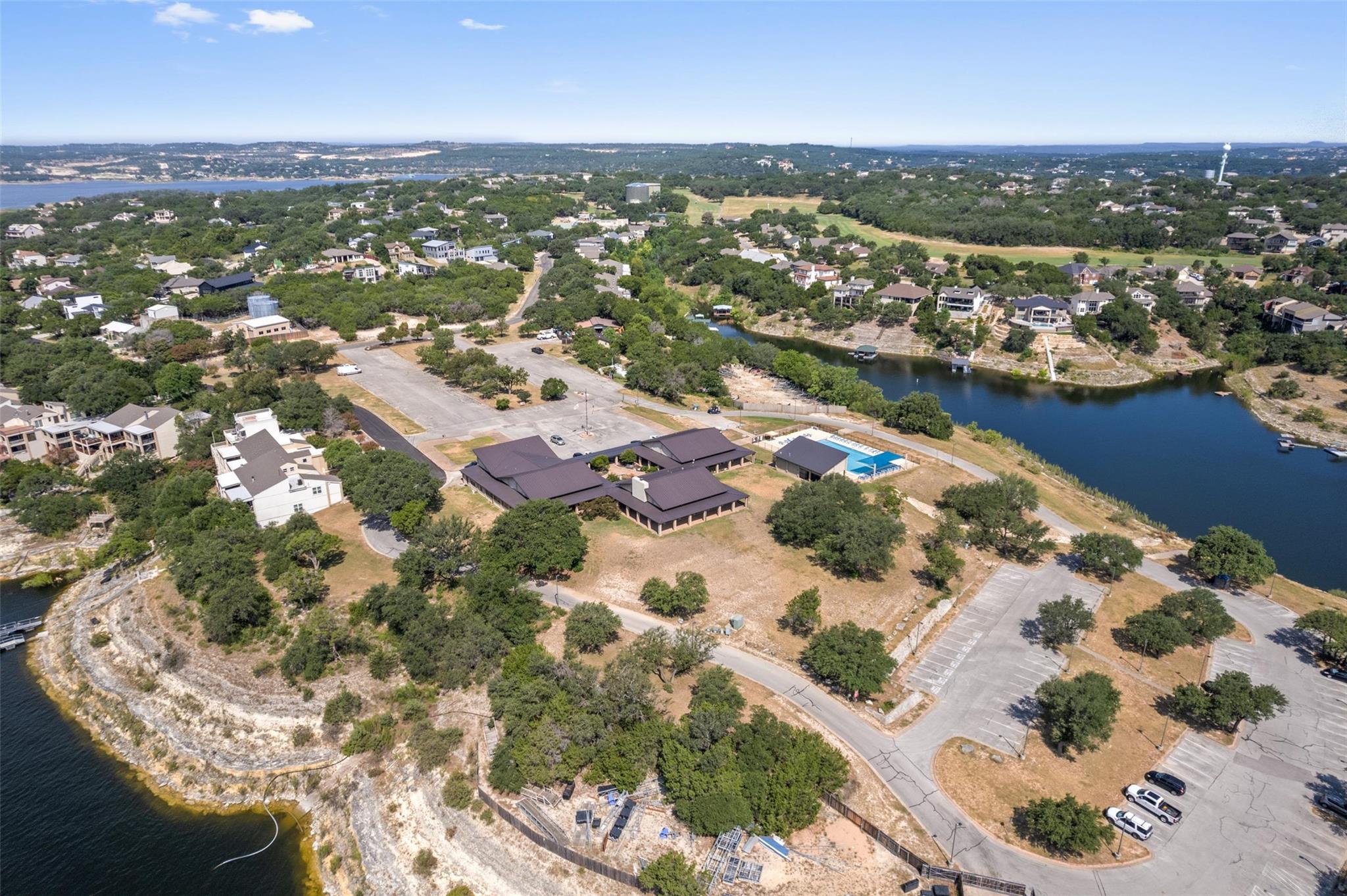 418 Venture BLVD S, Point Venture, TX 78645