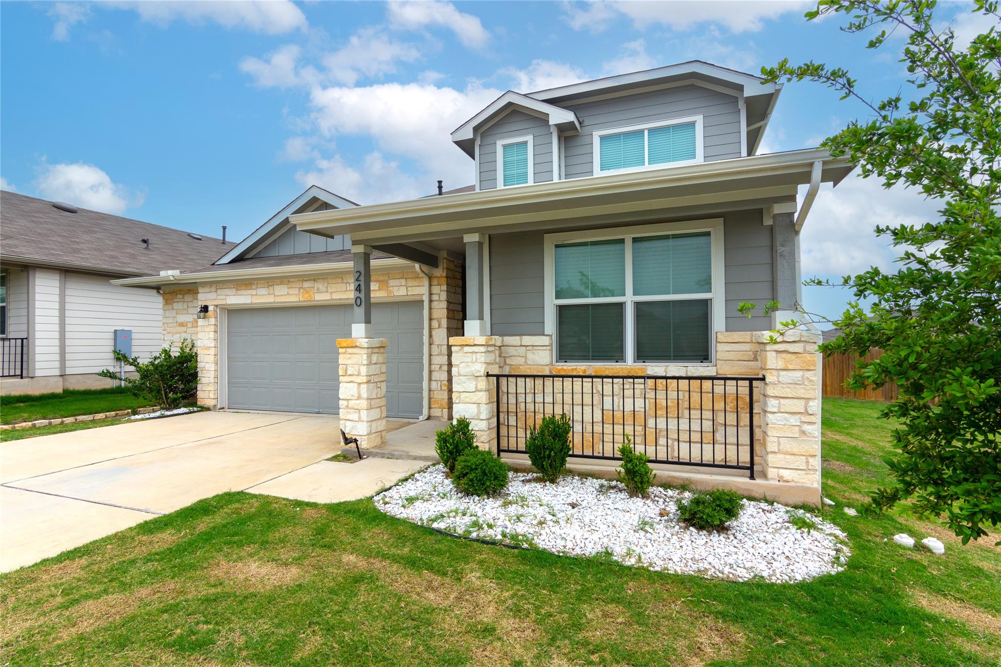 240 W Possum Kingdom DR W, Kyle, TX 78640