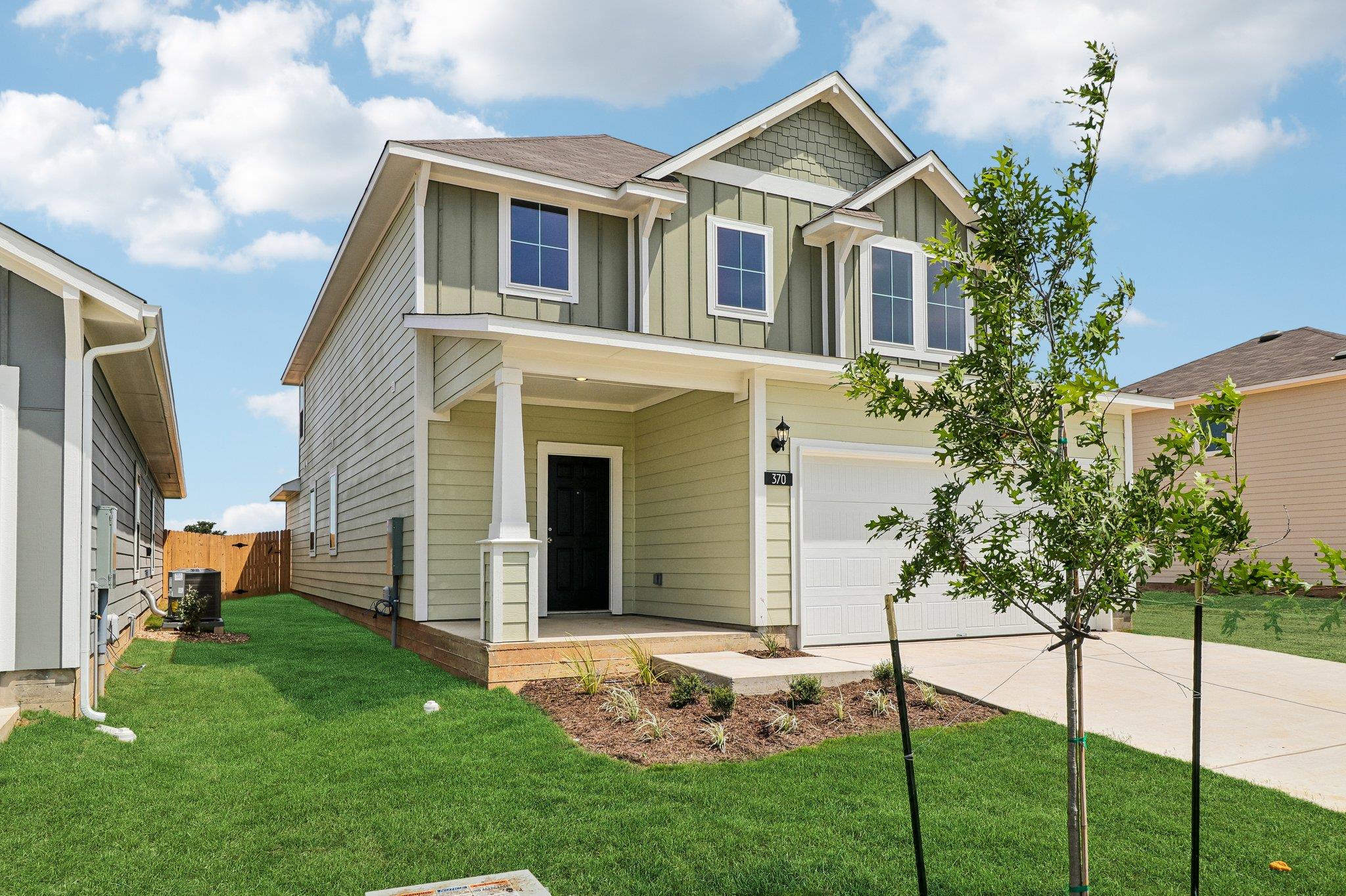 370 Golden Paint TRL, Liberty Hill, TX 78642