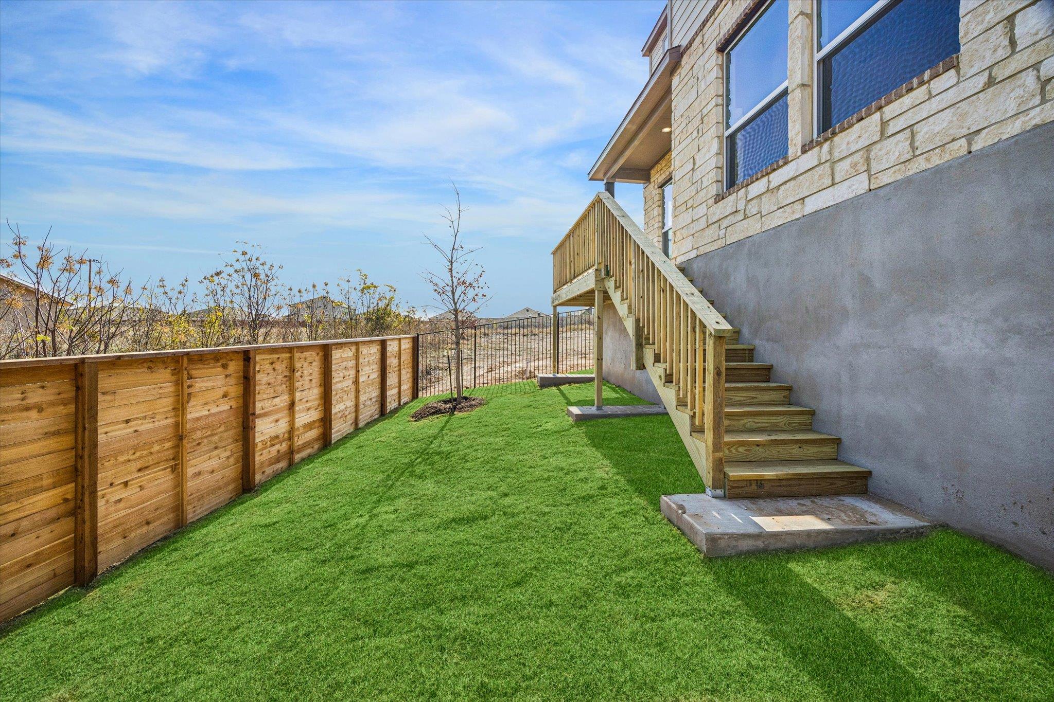 1531 N Red Bud LN #25, Round Rock, TX 78665