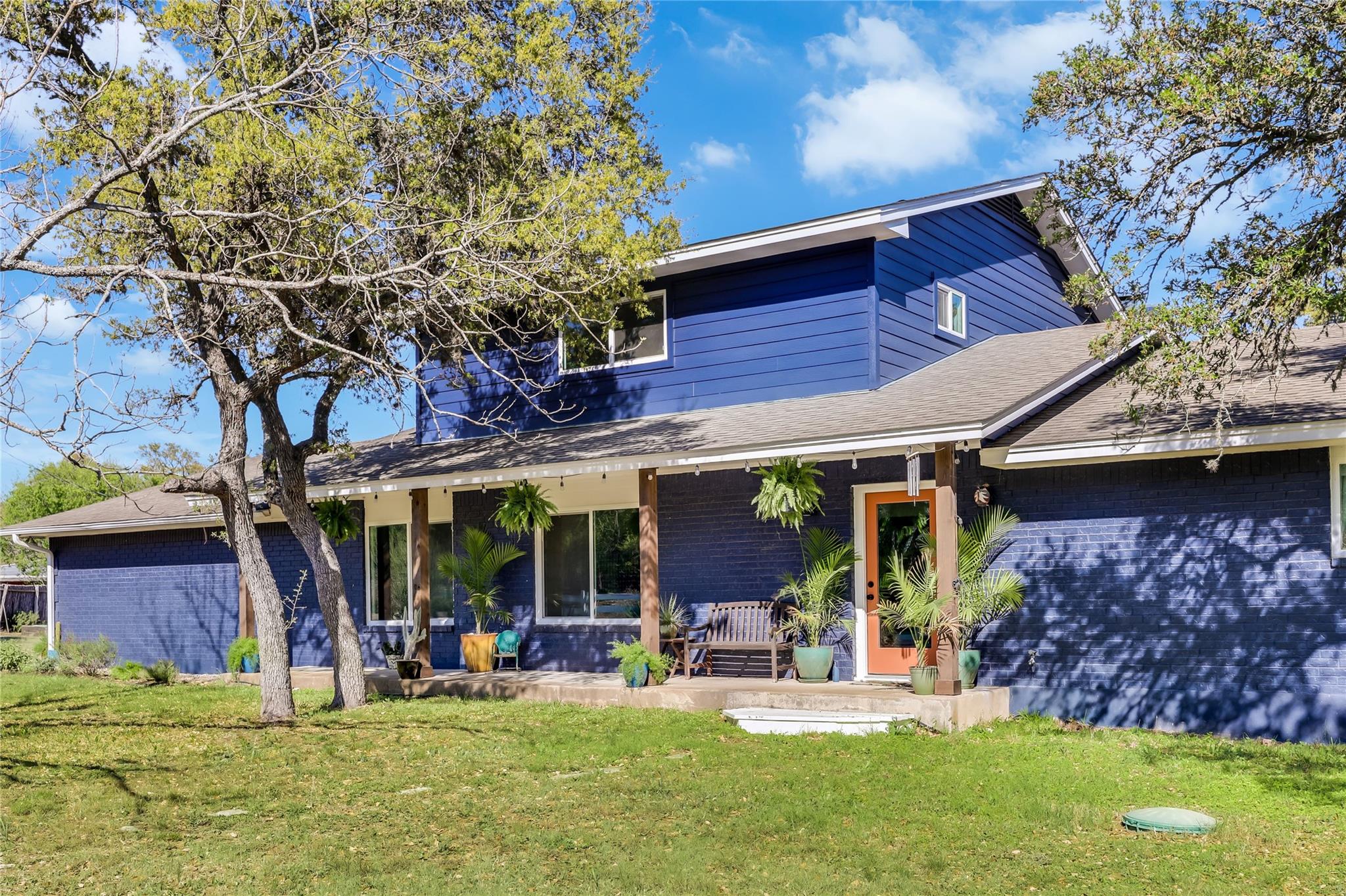 10133 Oliver DR, Austin, TX 78737