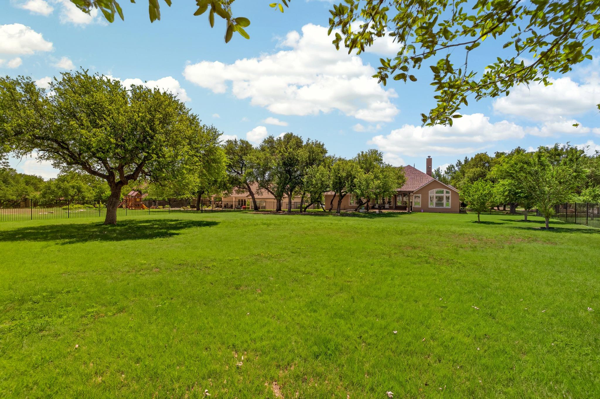 163 Estrella XING, Georgetown, TX 78628