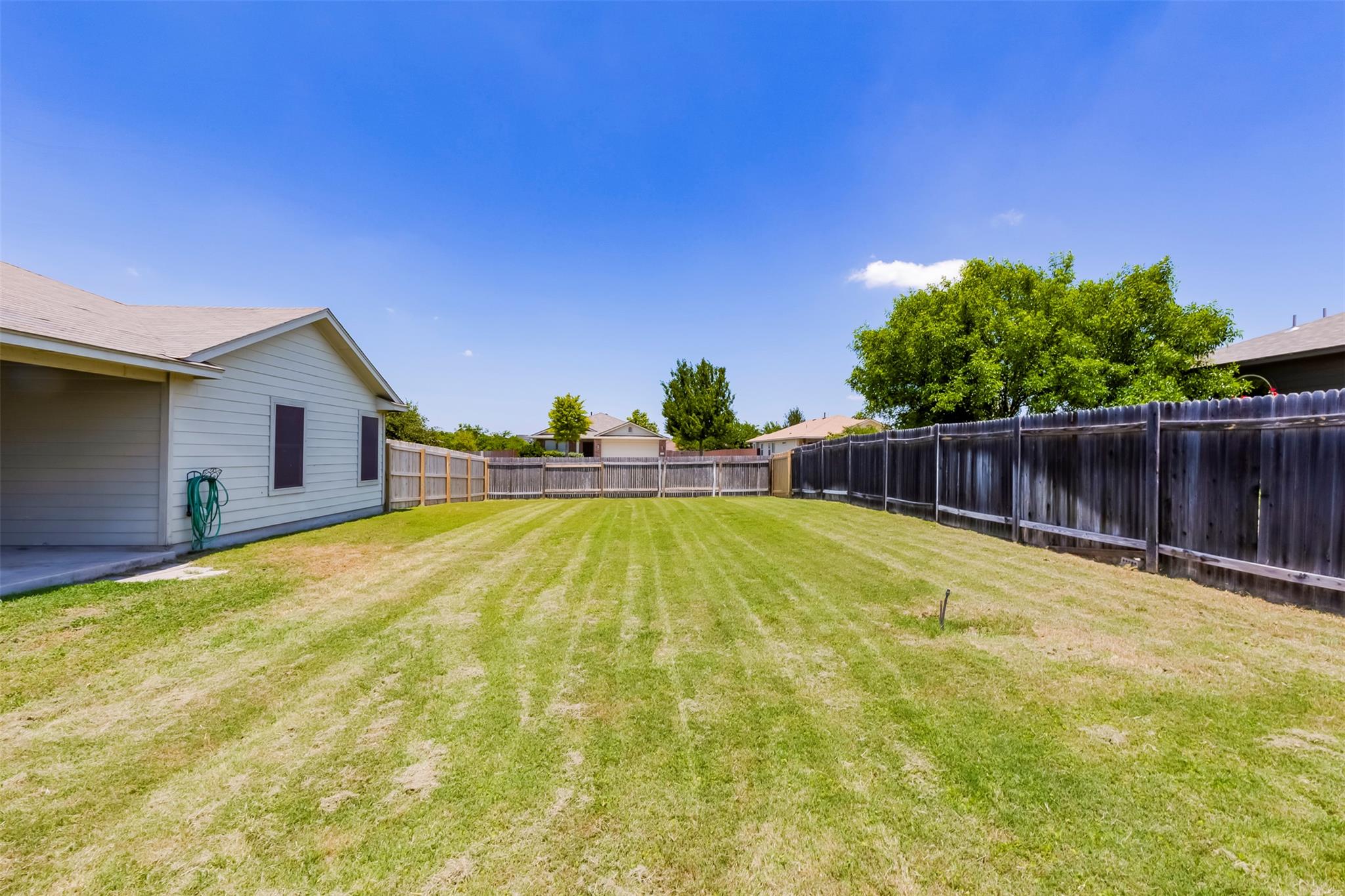 2701 Hearthsong Loop, Round Rock, TX 78665