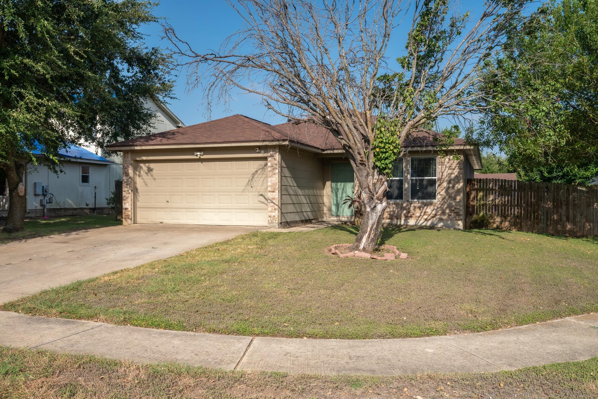409 Ballentine CT, Hutto, TX 78634