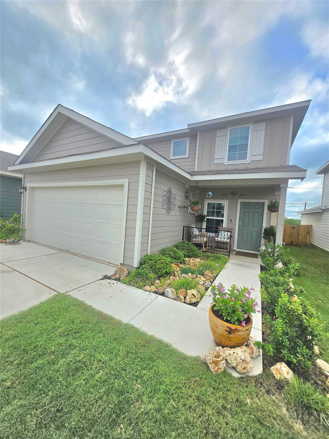 12419 Silversmith LN, Buda, TX 78610