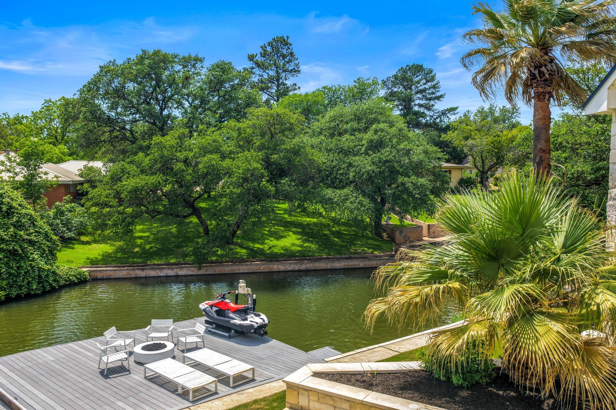 1110 County Road 132a, Kingsland, TX 78639