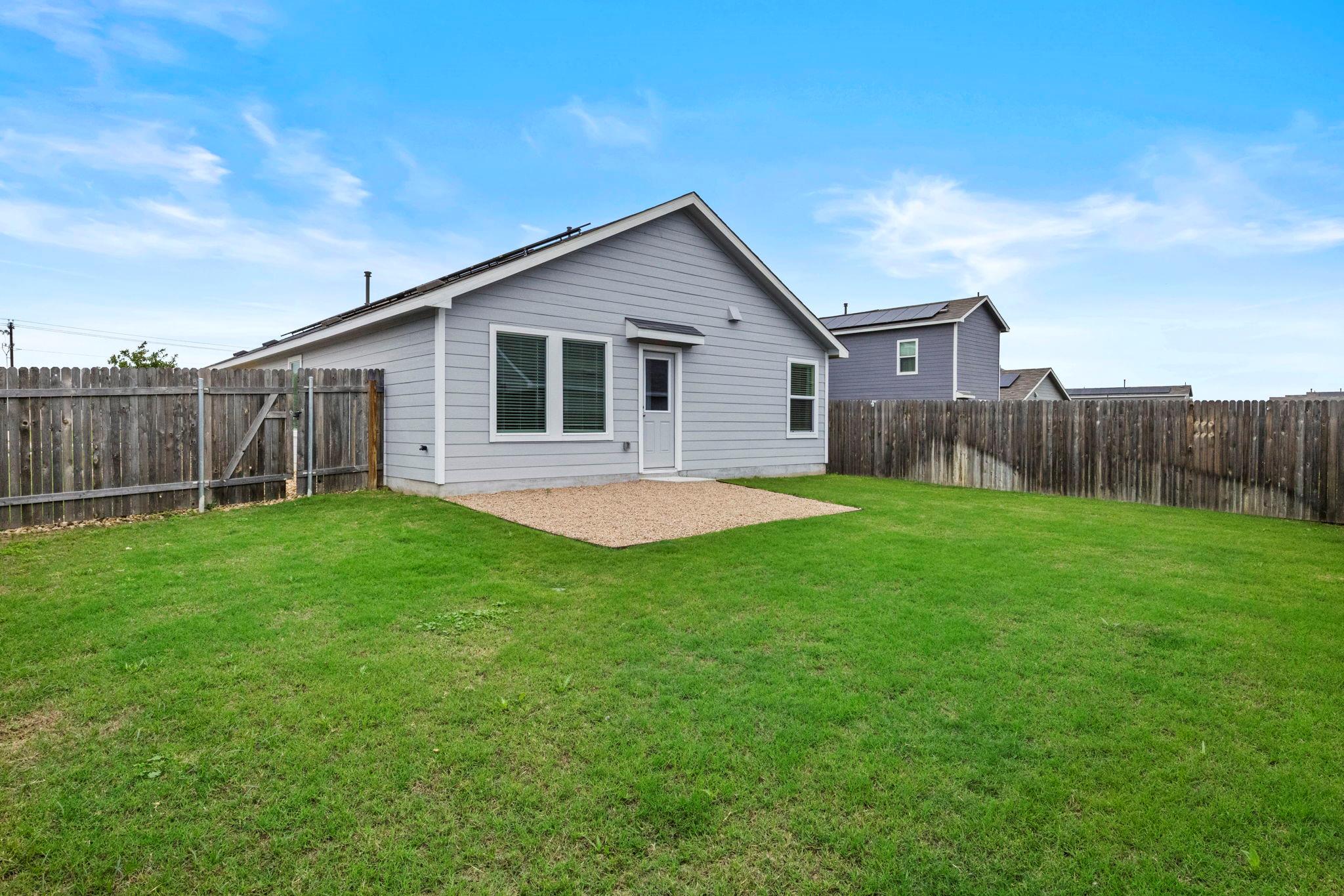658 Soapstone Ps, San Marcos, TX 78656