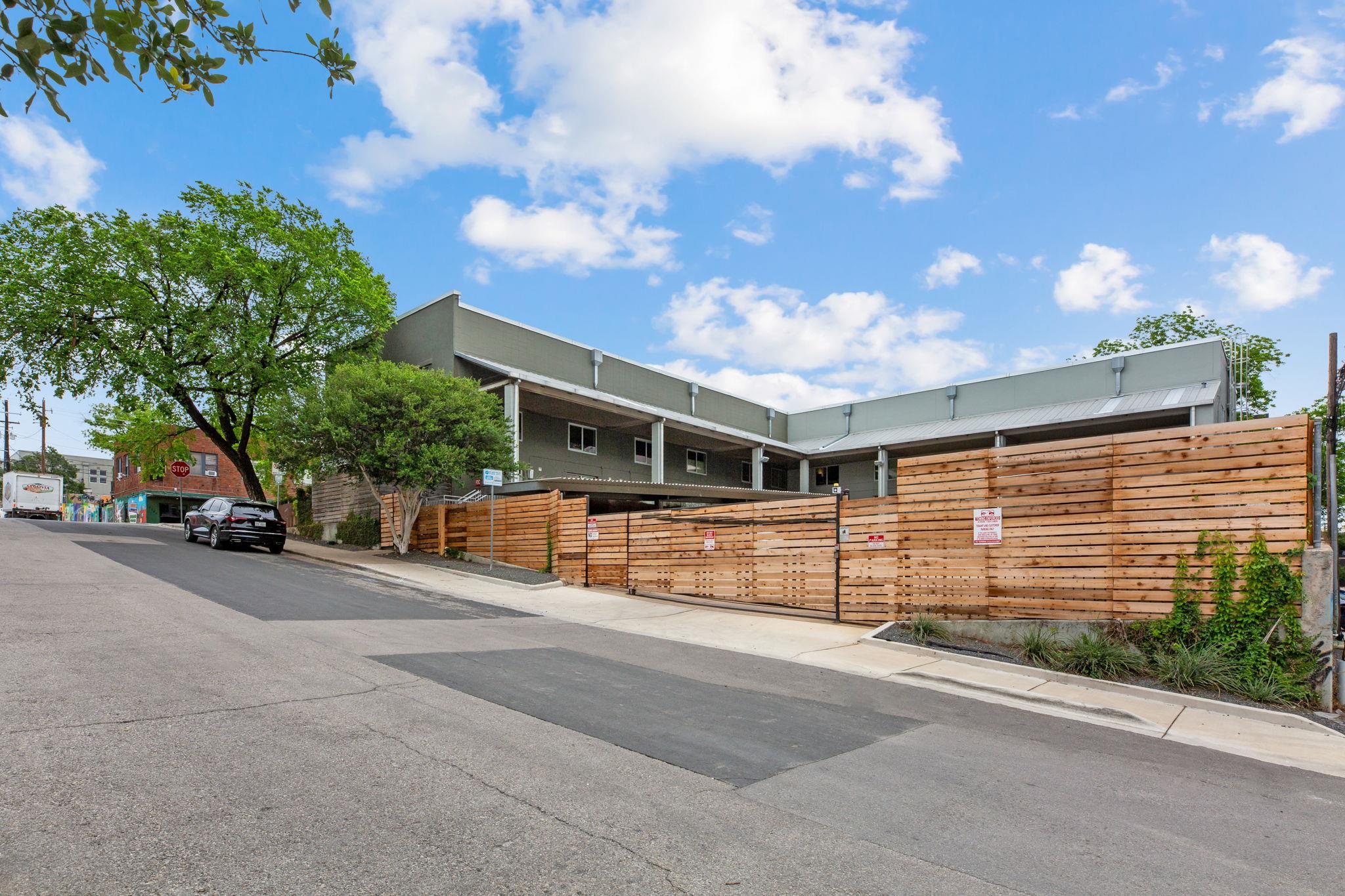 1305 E 6th ST #13, Austin, TX 78702