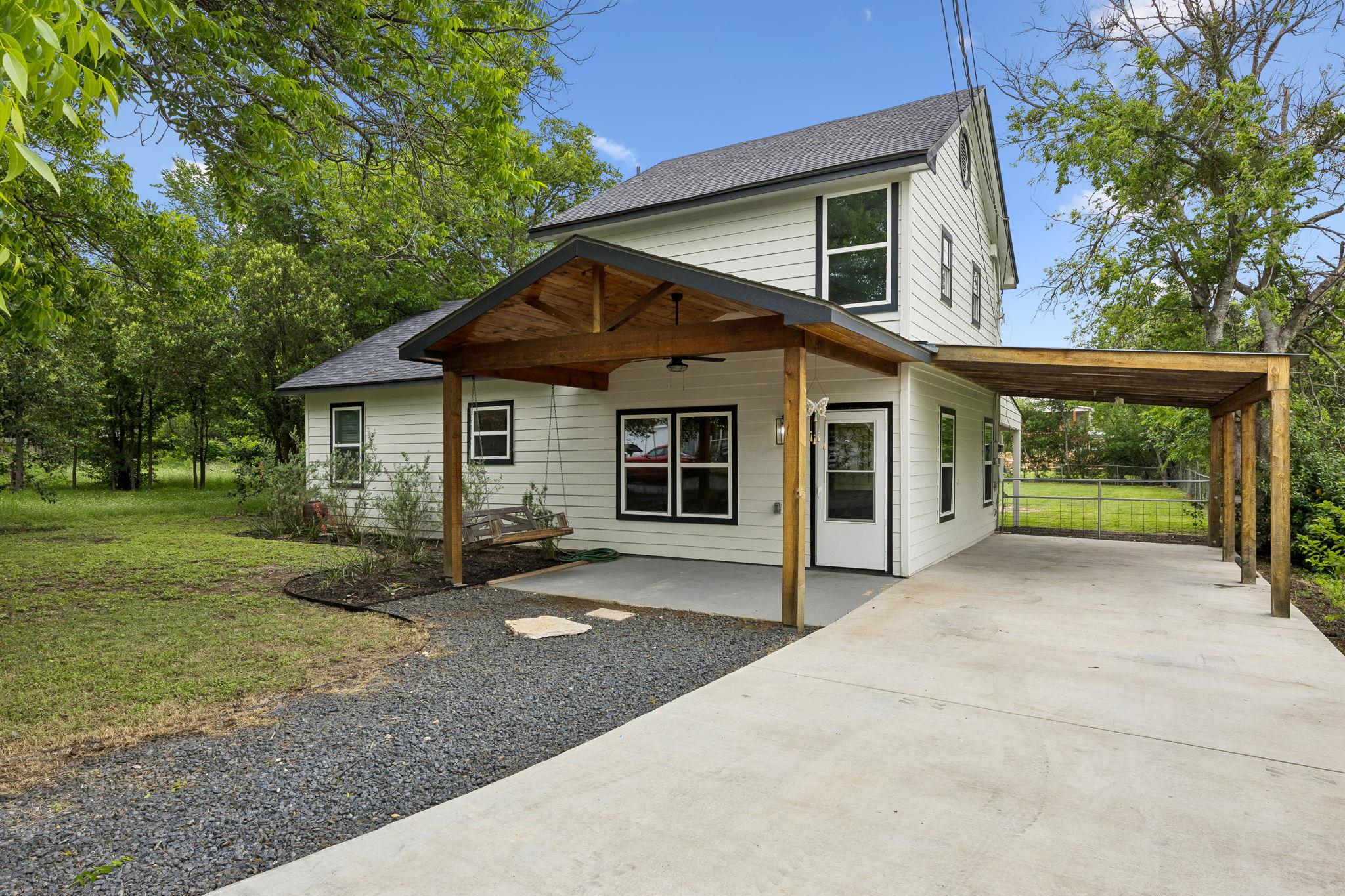 1909 S Pine ST, Georgetown, TX 78626