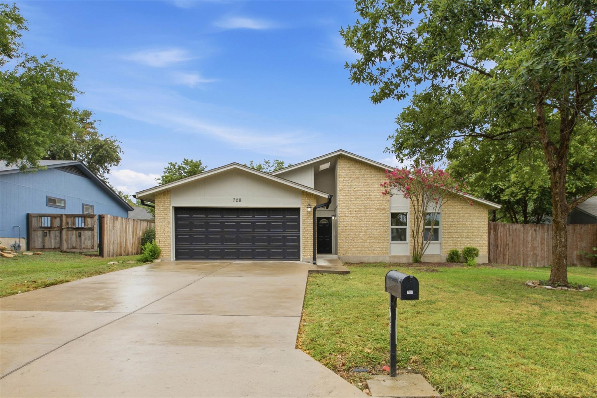 708 Greenwich PL, Round Rock, TX 78664
