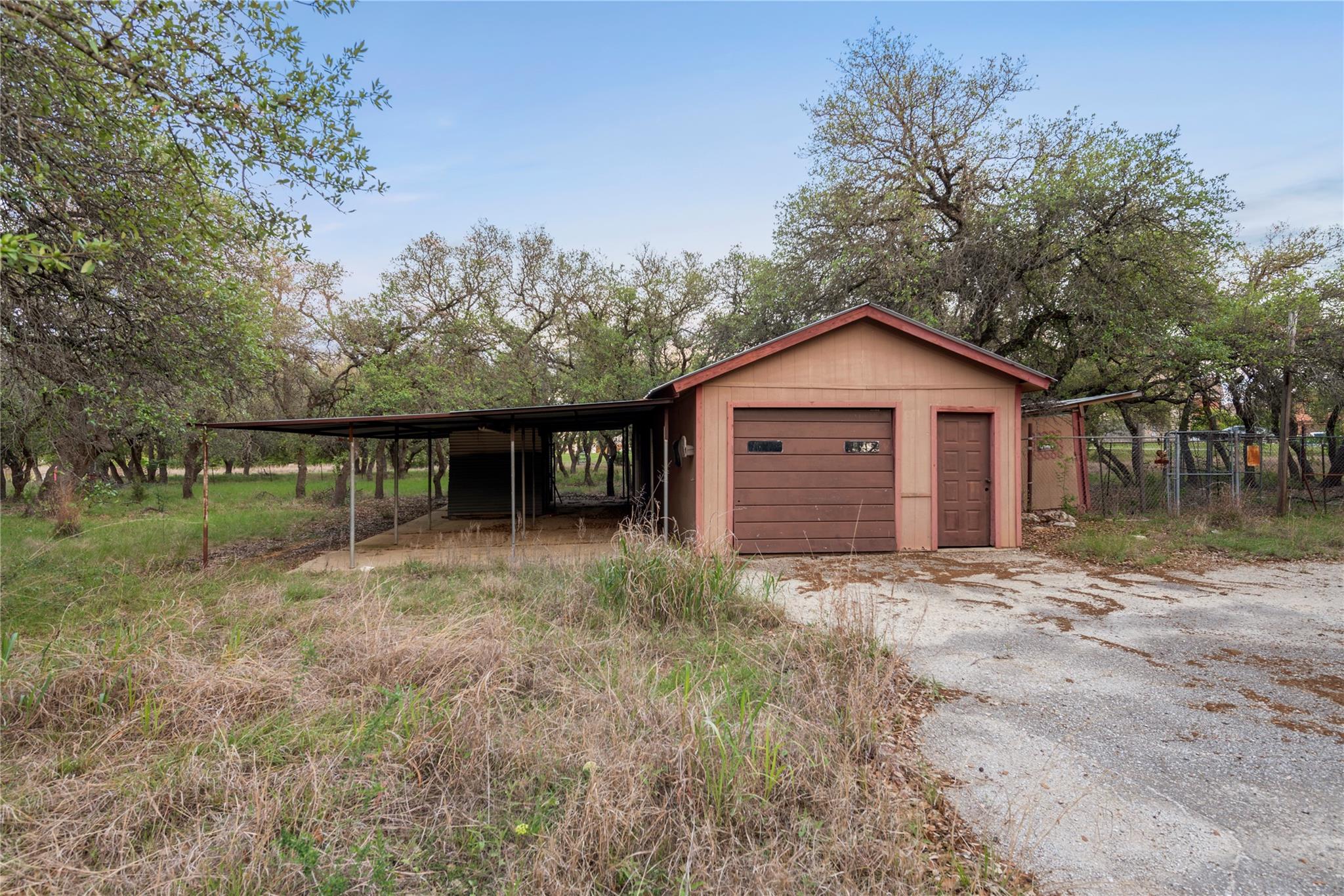 1050 Oak Grove RD, Leander, TX 78641