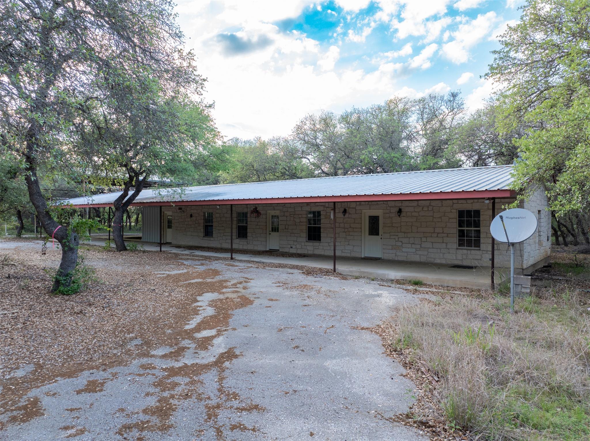 1050 Oak Grove RD, Leander, TX 78641