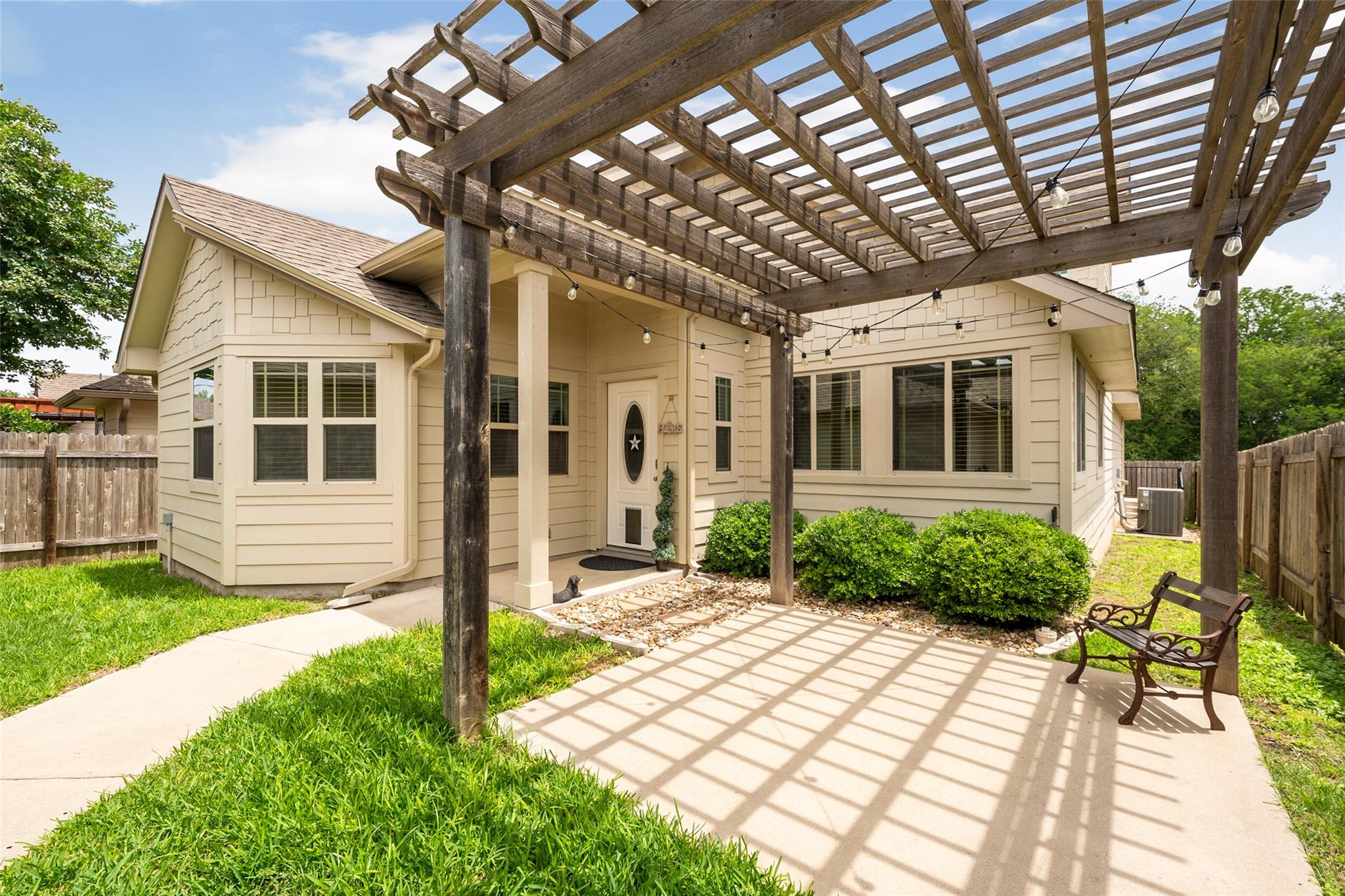 702 Silo ST, San Marcos, TX 78666