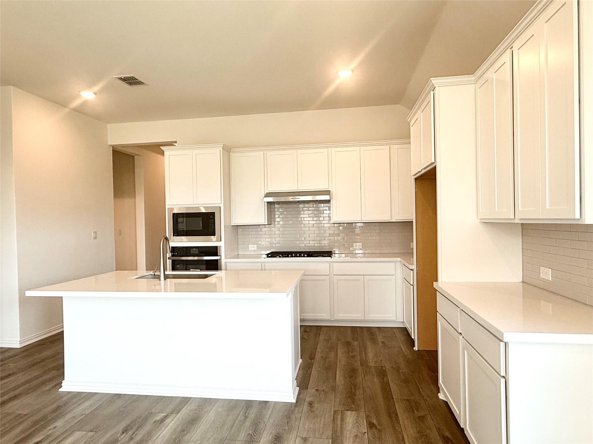 20413 Gillbrand RD, Manor, TX 78653