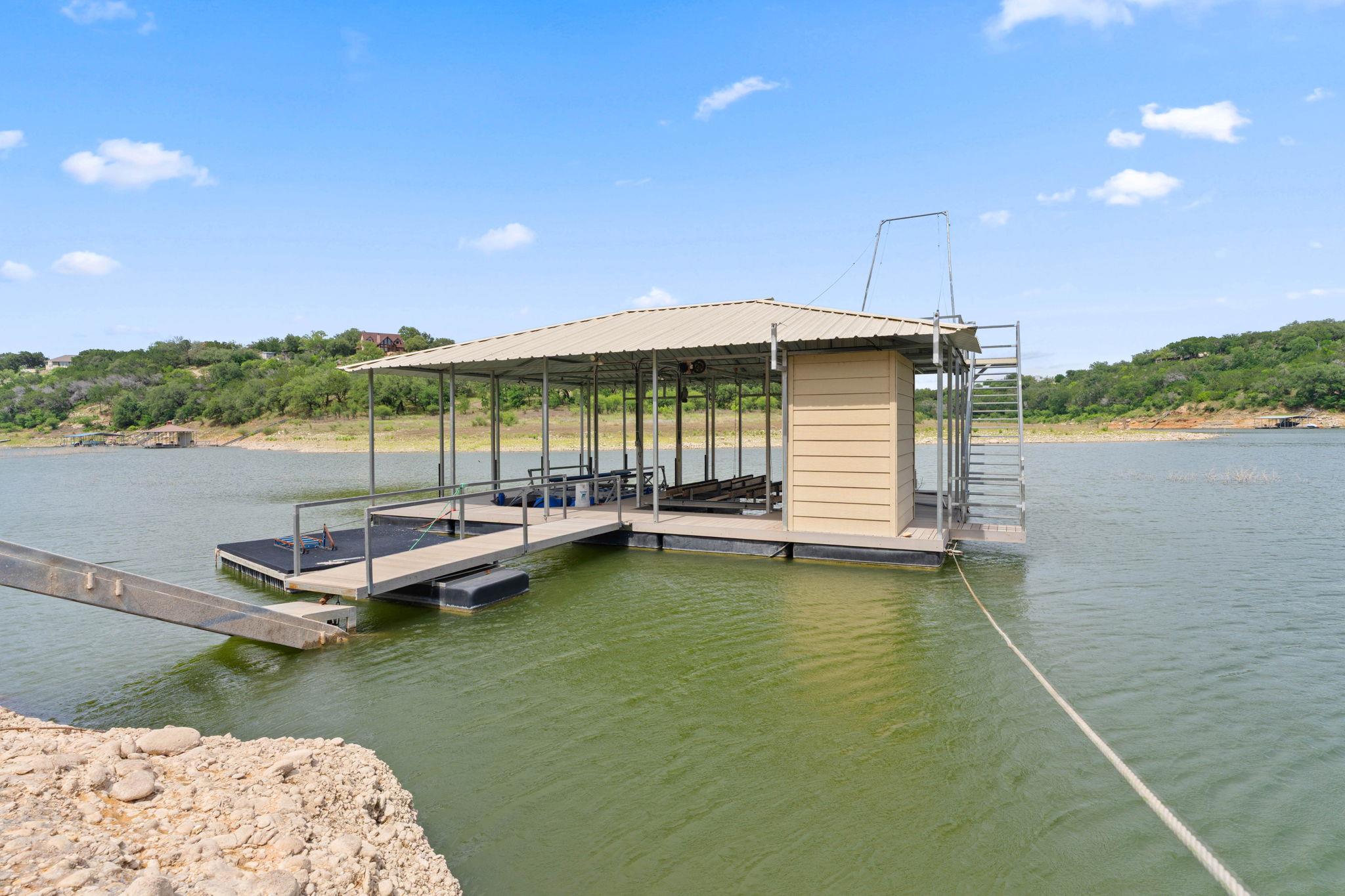 128 Carol CV, Spicewood, TX 78669