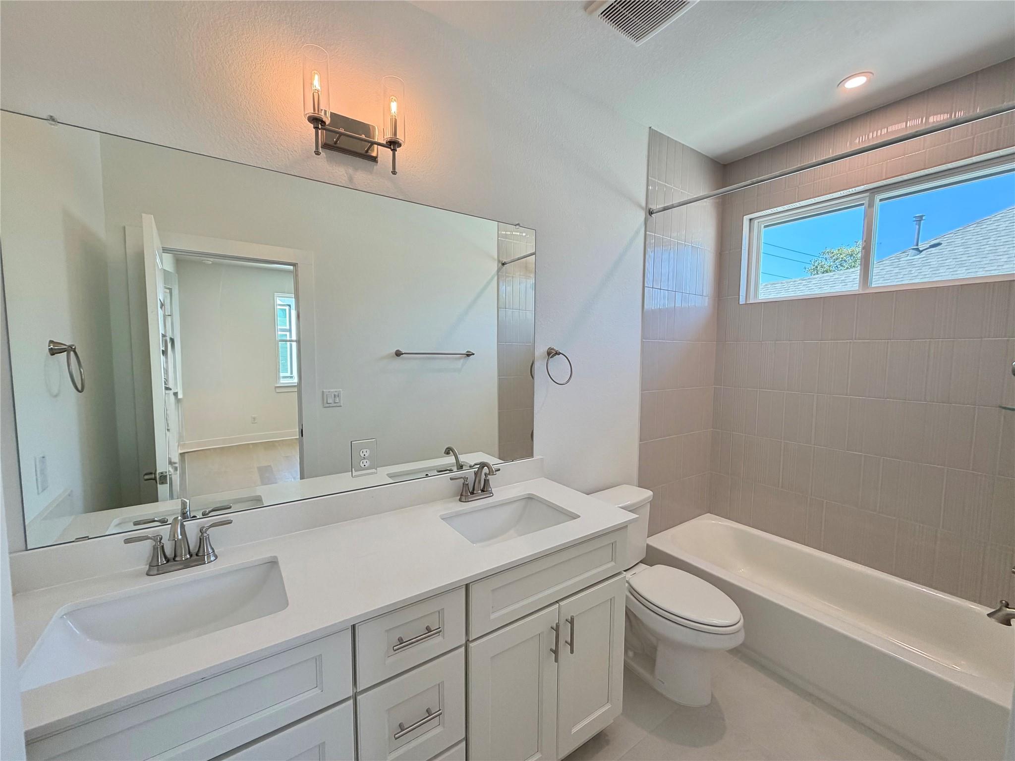 200 W 56th ST #8101, Austin, TX 78751