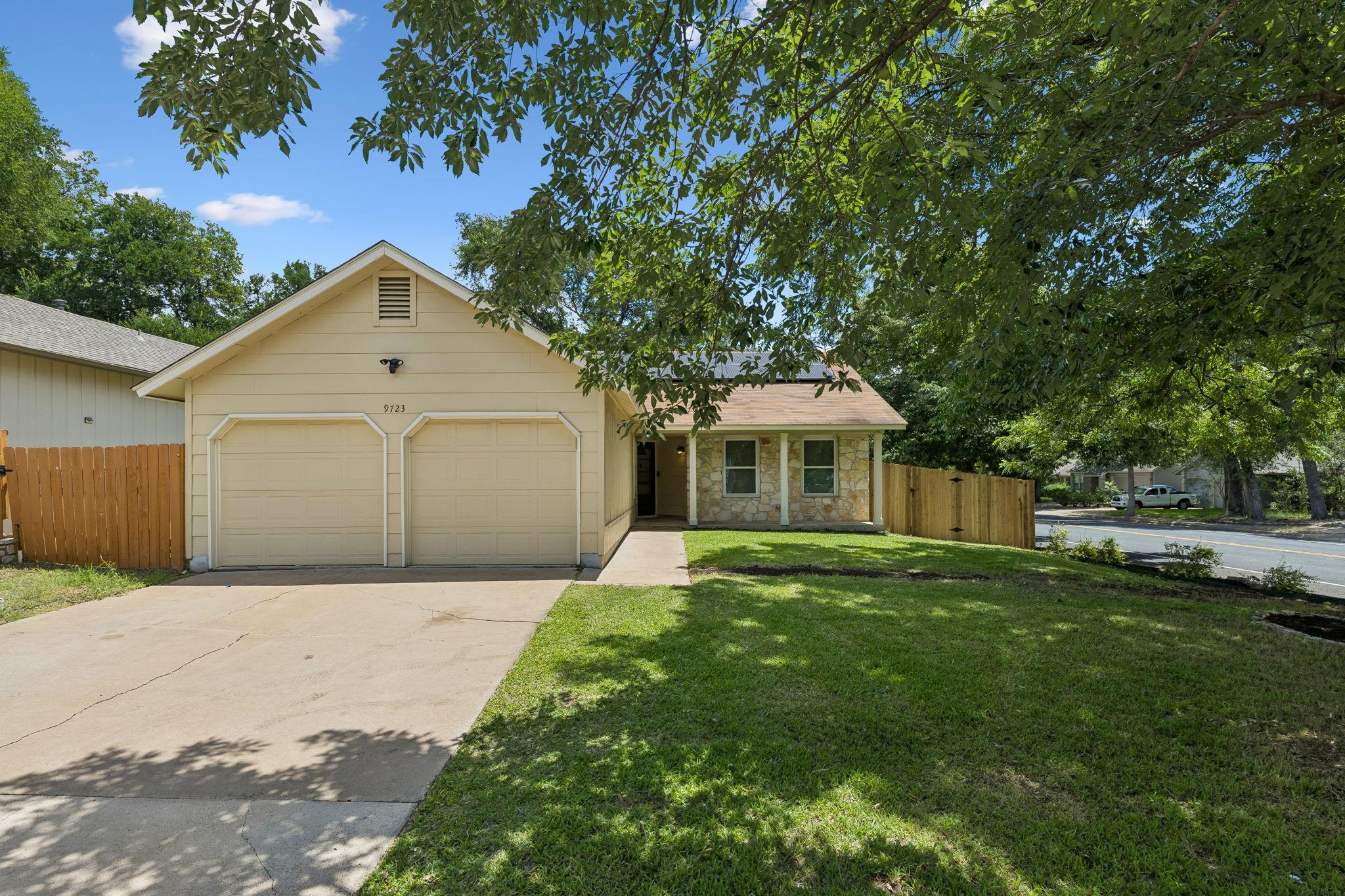 9723 Moorberry ST, Austin, TX 78729
