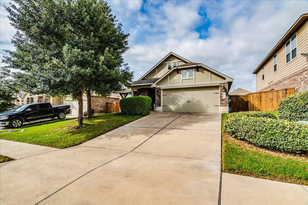 124 Compass LN, Kyle, TX 78640