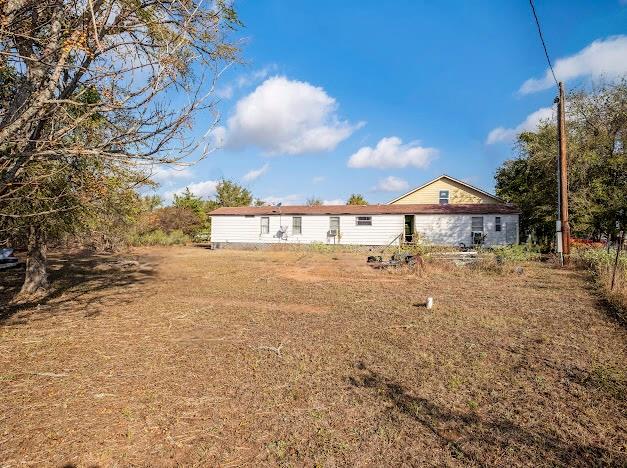 119 E Clearview Cemetery RD, Bastrop, TX 78602