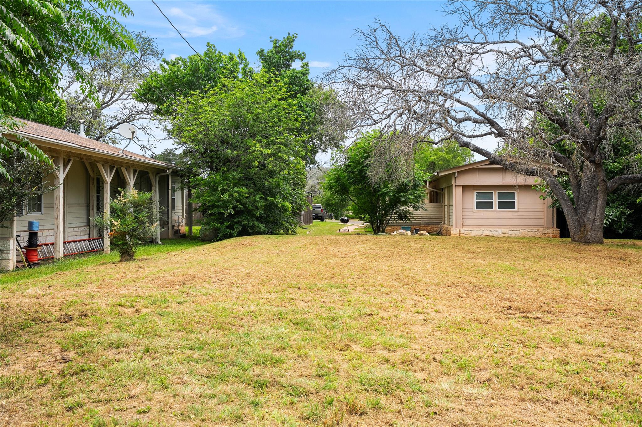 11608 Travis ST, Jonestown, TX 78645