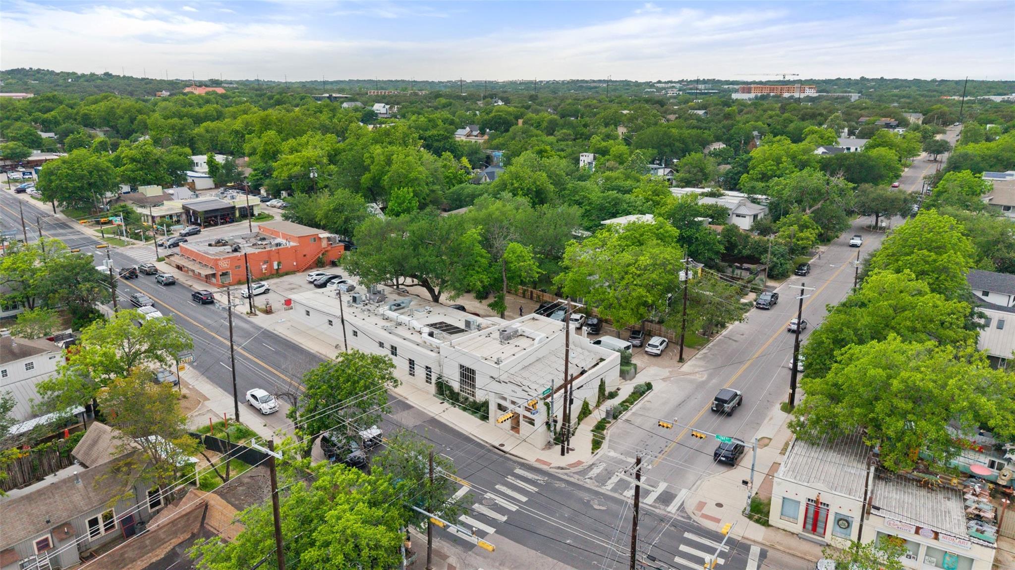 613 W Annie ST #A, Austin, TX 78704