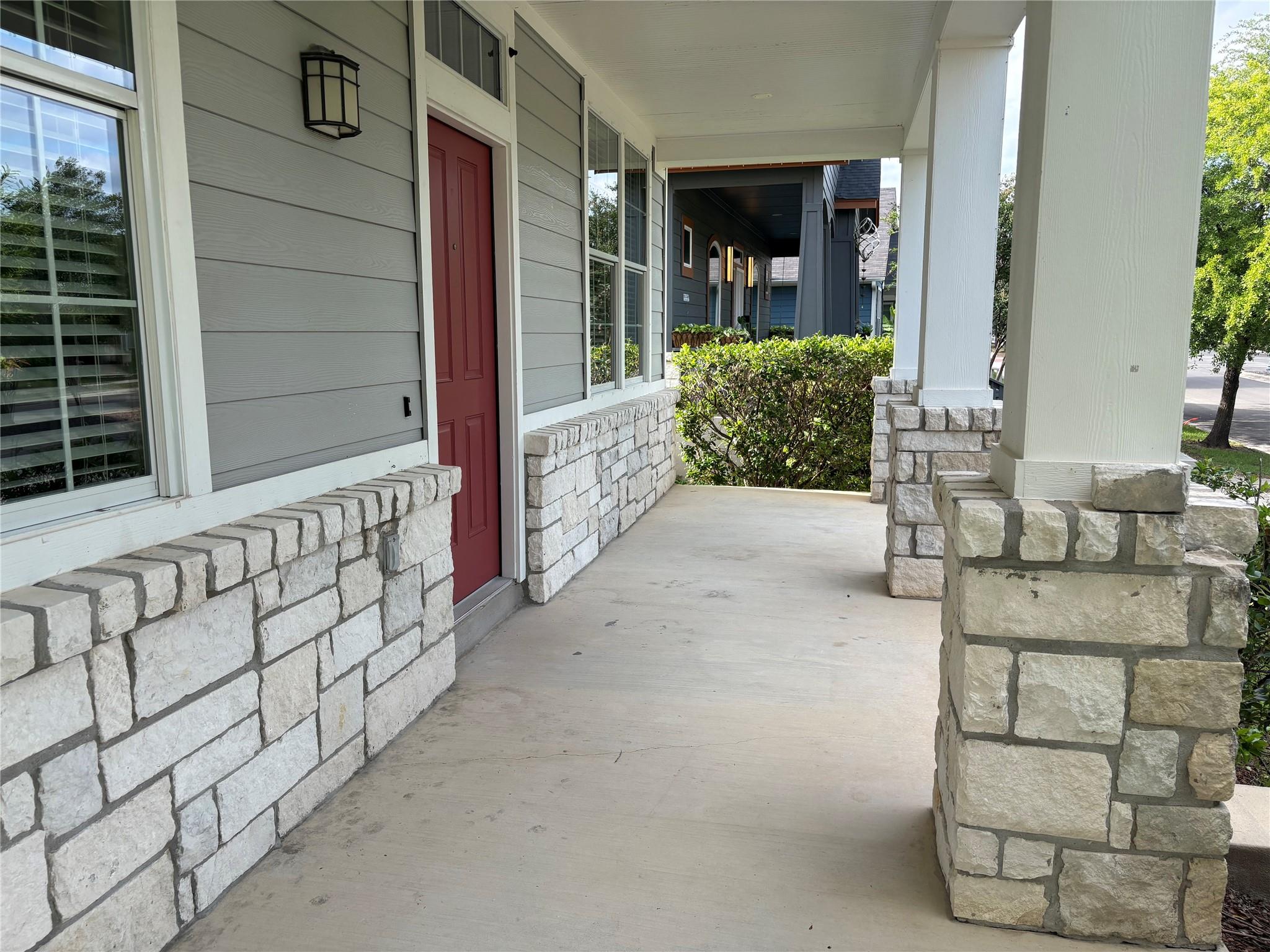 1076 Sanders, Kyle, TX 78640