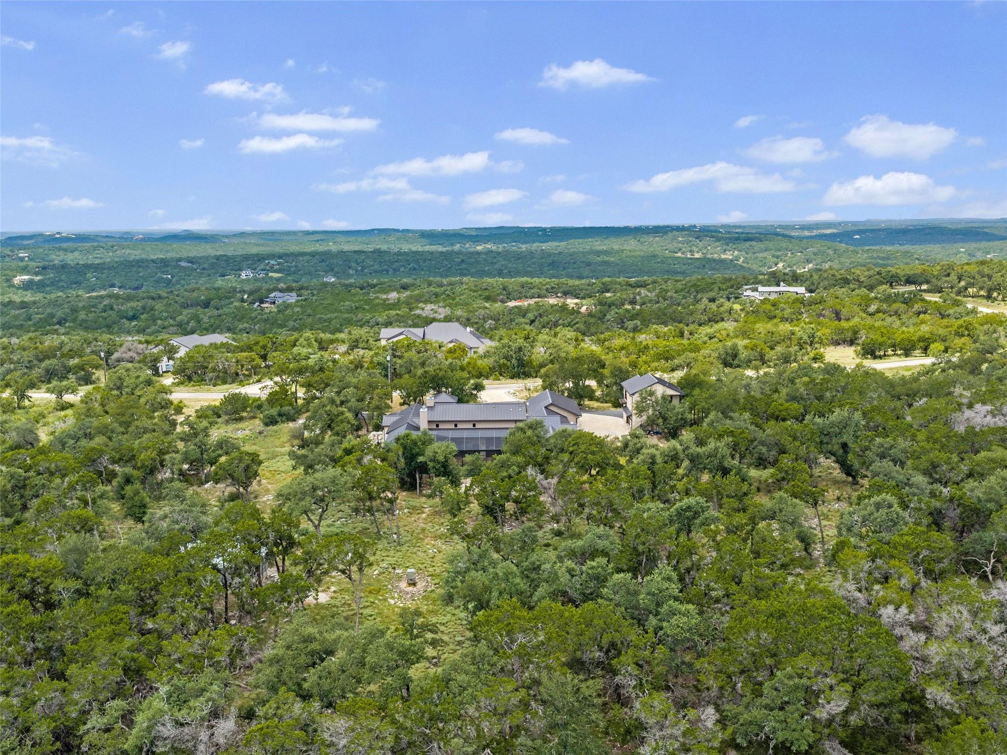 435 Gardenia DR, Wimberley, TX 78676