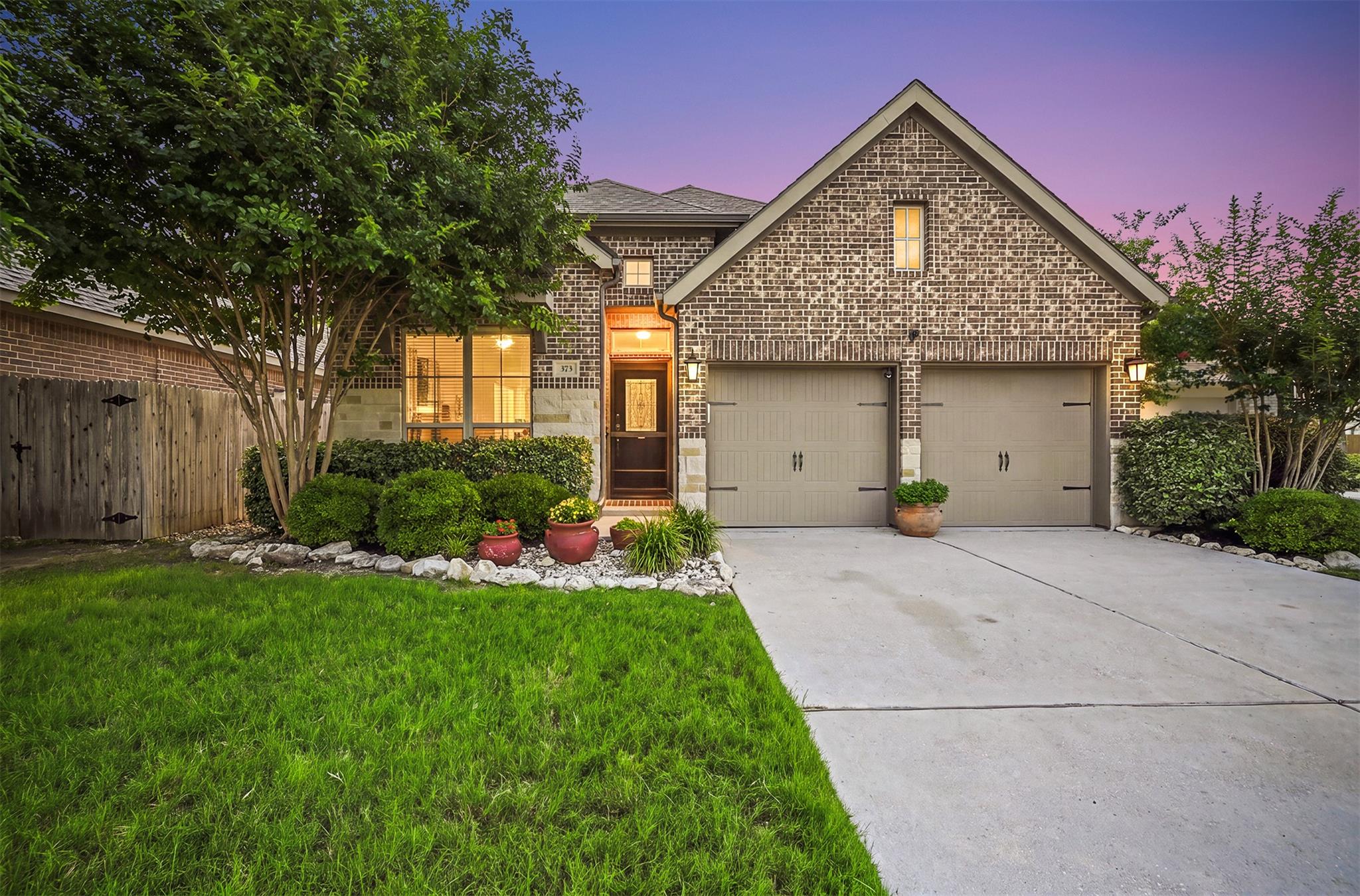 373 Lacey Oak Loop, San Marcos, TX 78666