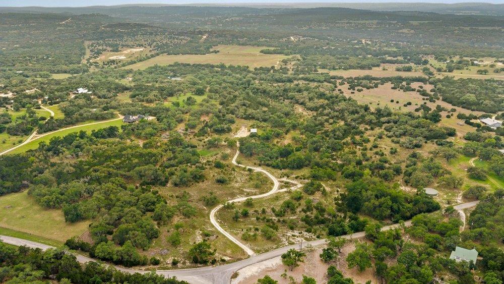 1850 Pursley RD, Dripping Springs, TX 78620