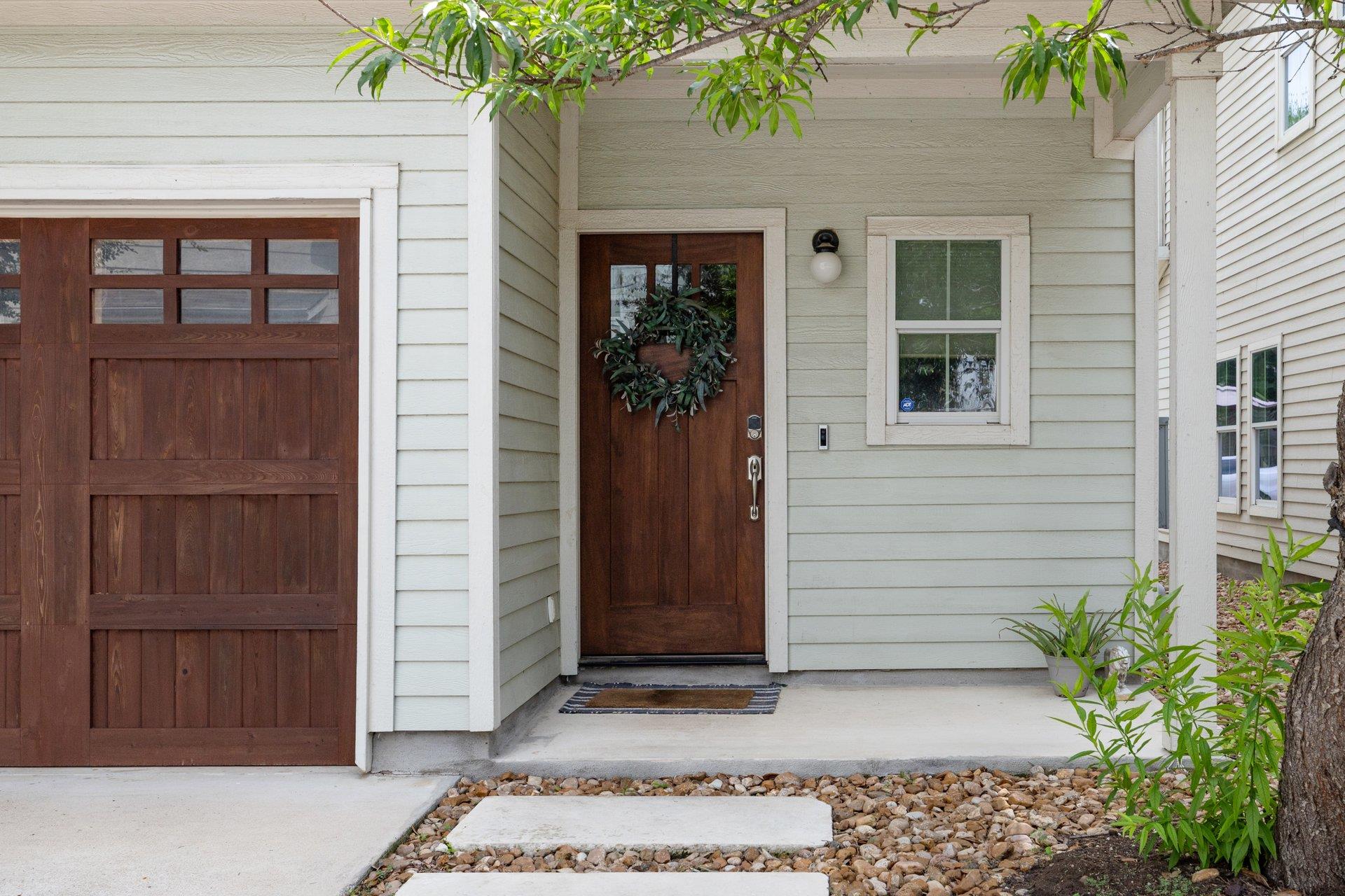 2705 Halcyon DR, Austin, TX 78702