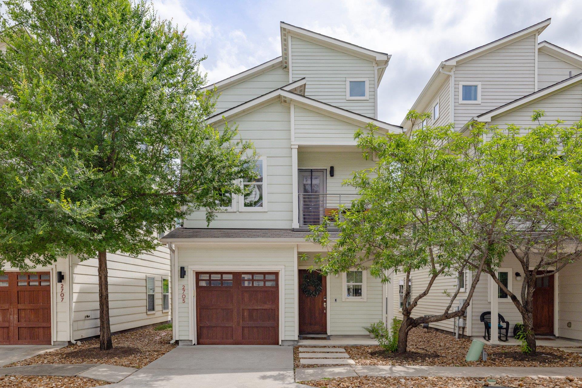 2705 Halcyon DR, Austin, TX 78702