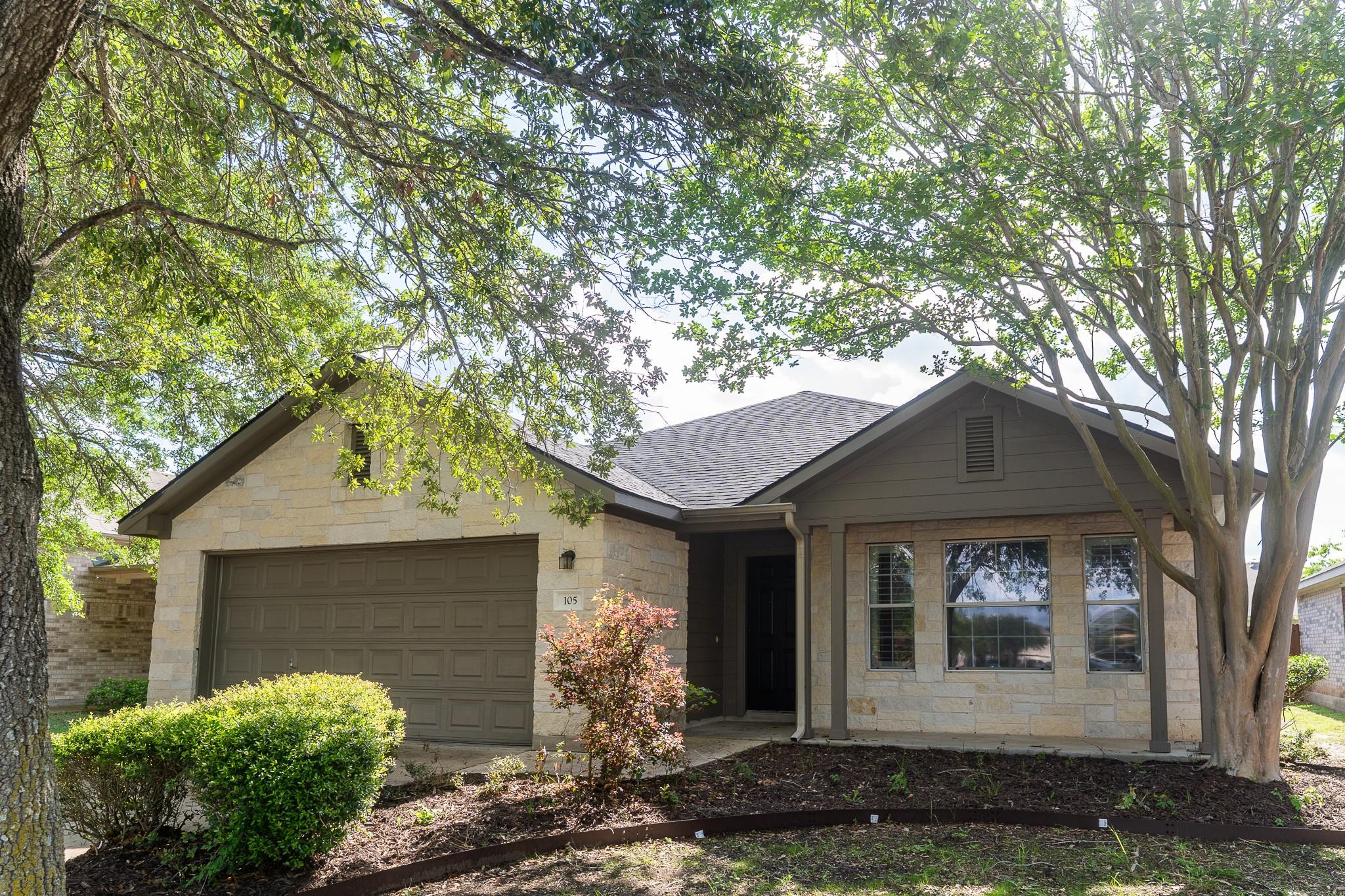 105 Remington Rn, Bastrop, TX 78602