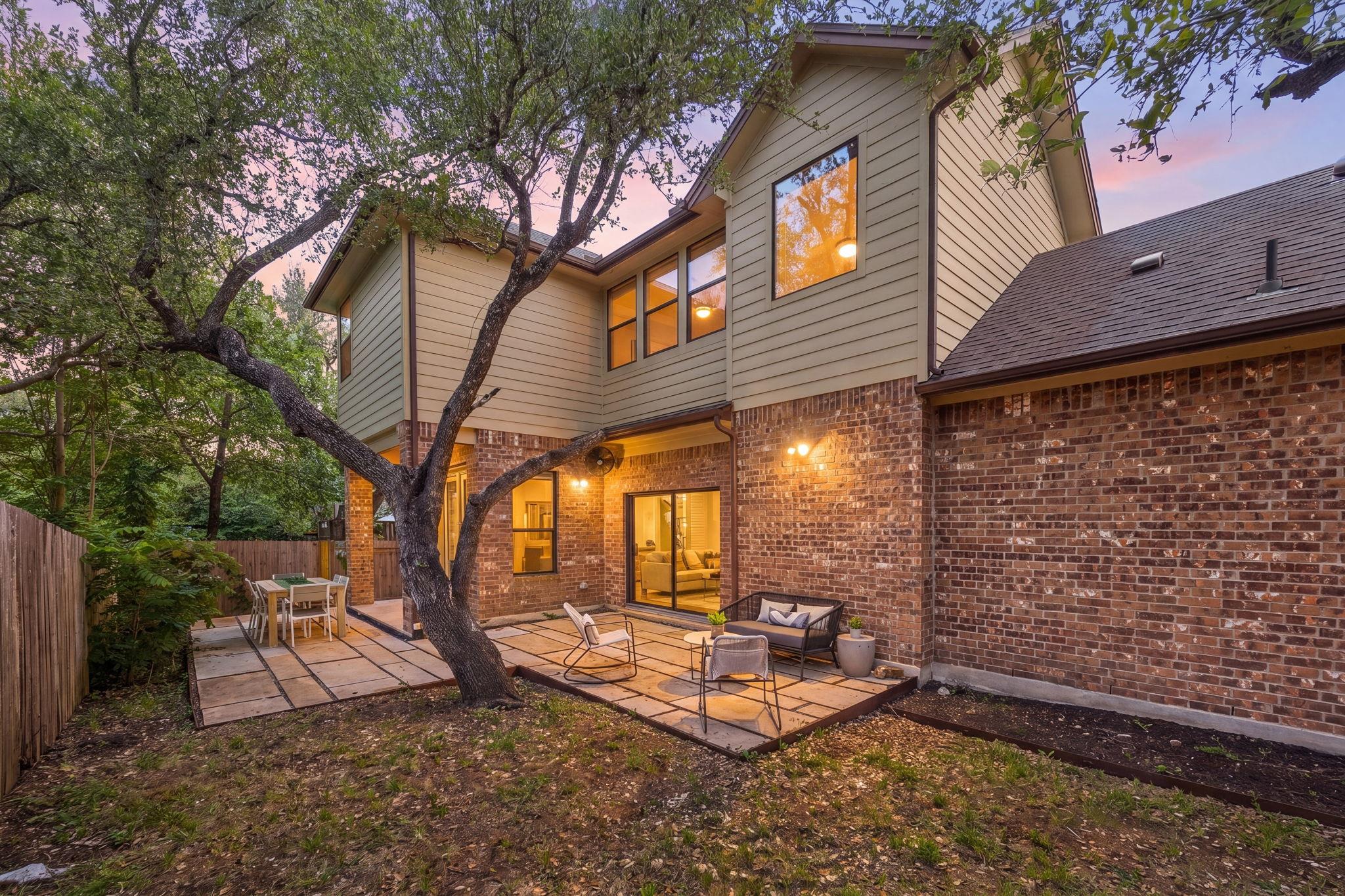 6916 Barstow CT, Austin, TX 78749