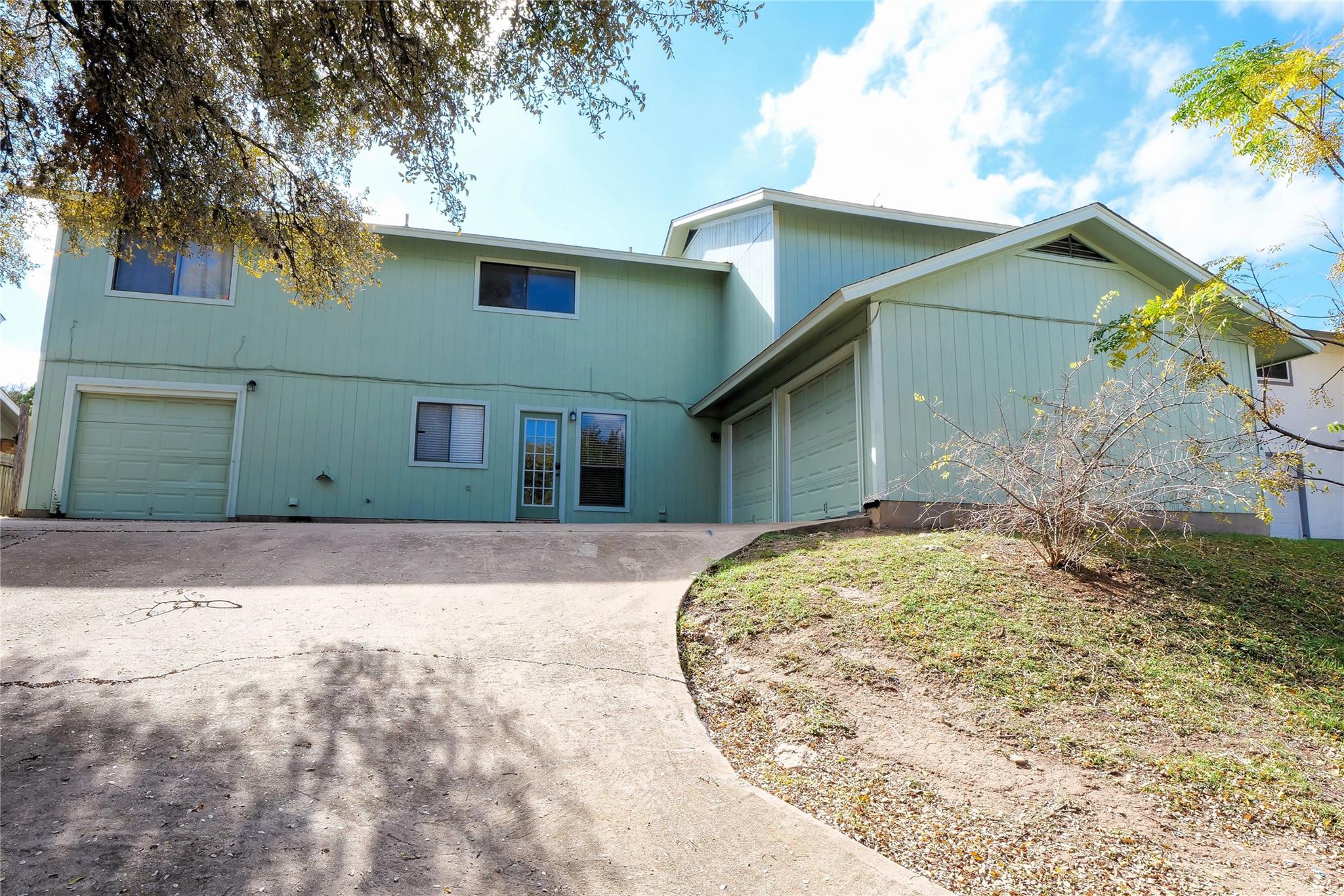 3222 Tamarron BLVD #A&B, Austin, TX 78746