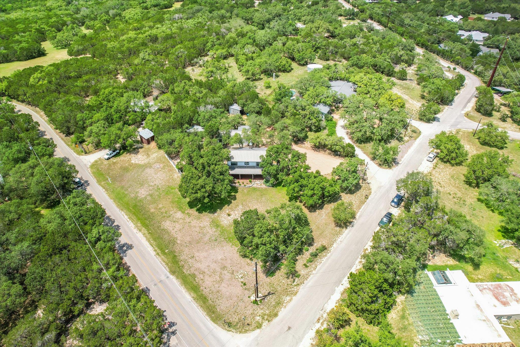 101 Chapparal DR, Wimberley, TX 78676