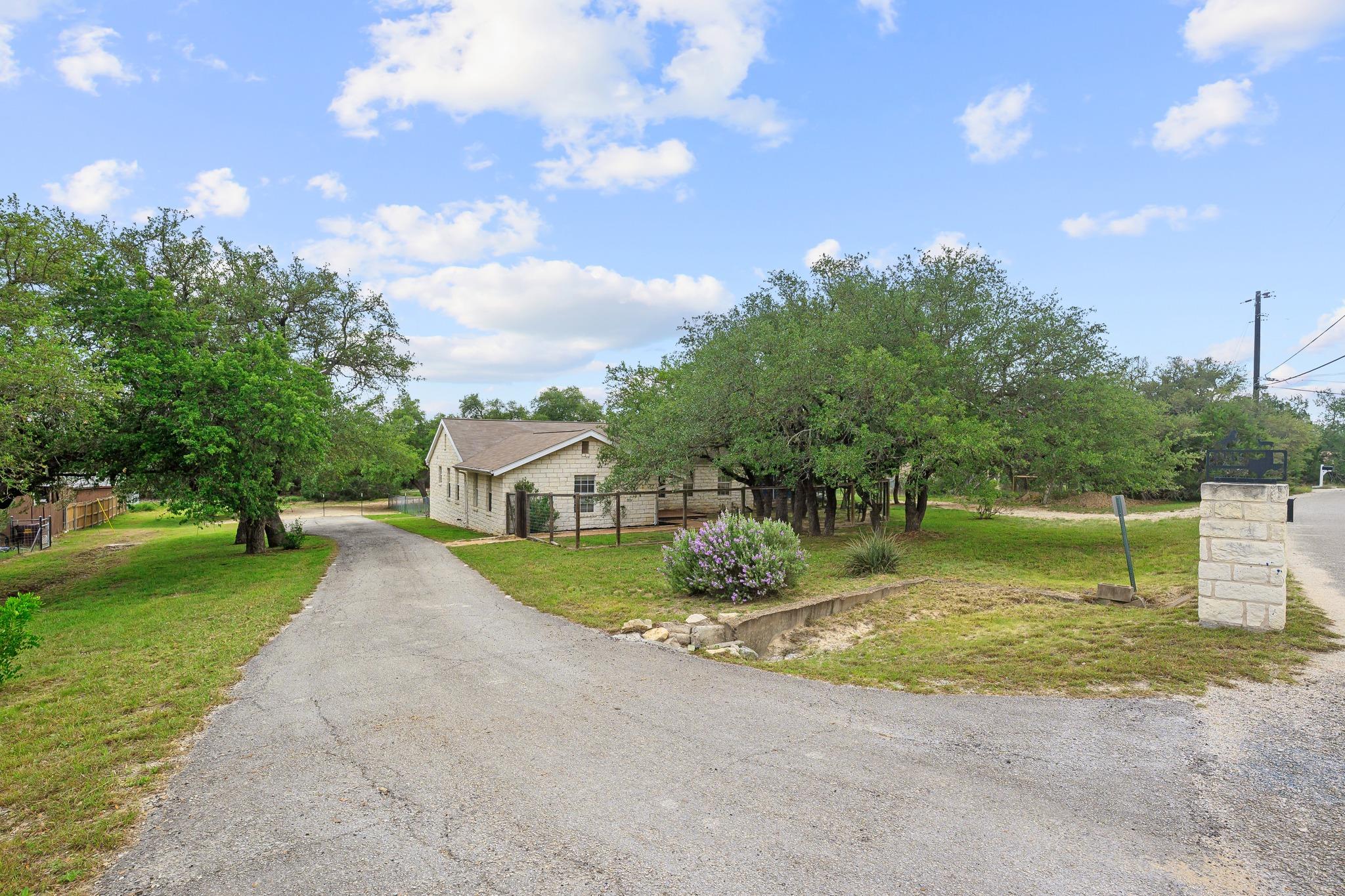 2110 Spring Valley DR, Dripping Springs, TX 78620