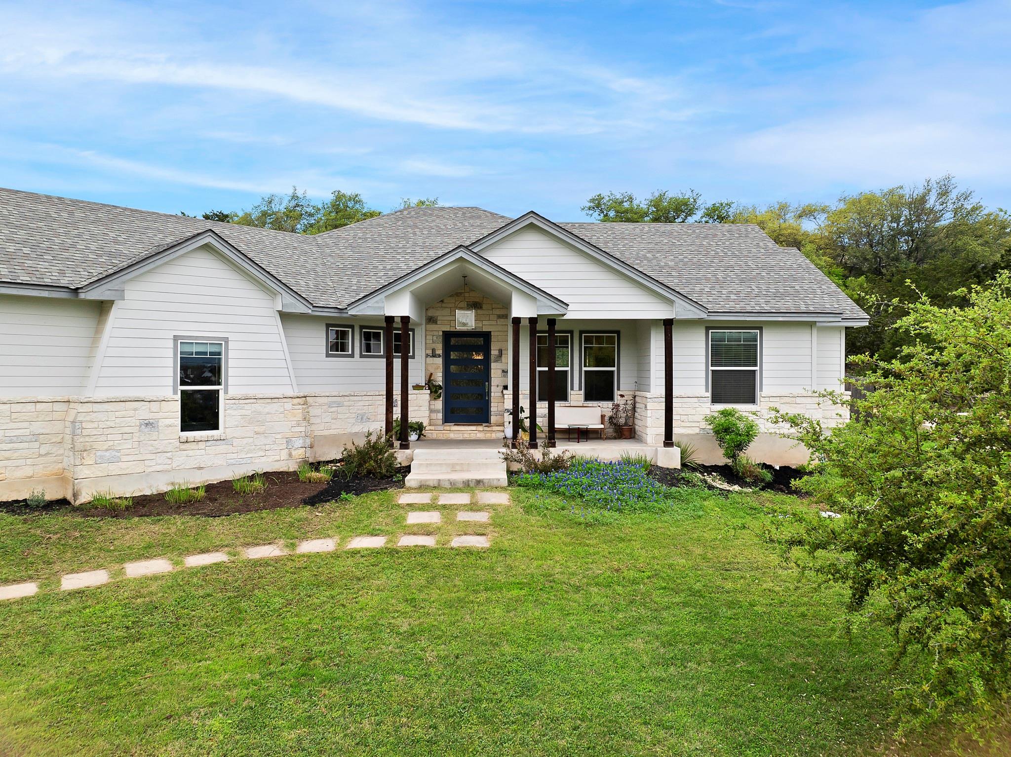 706 Stow DR, Spicewood, TX 78669