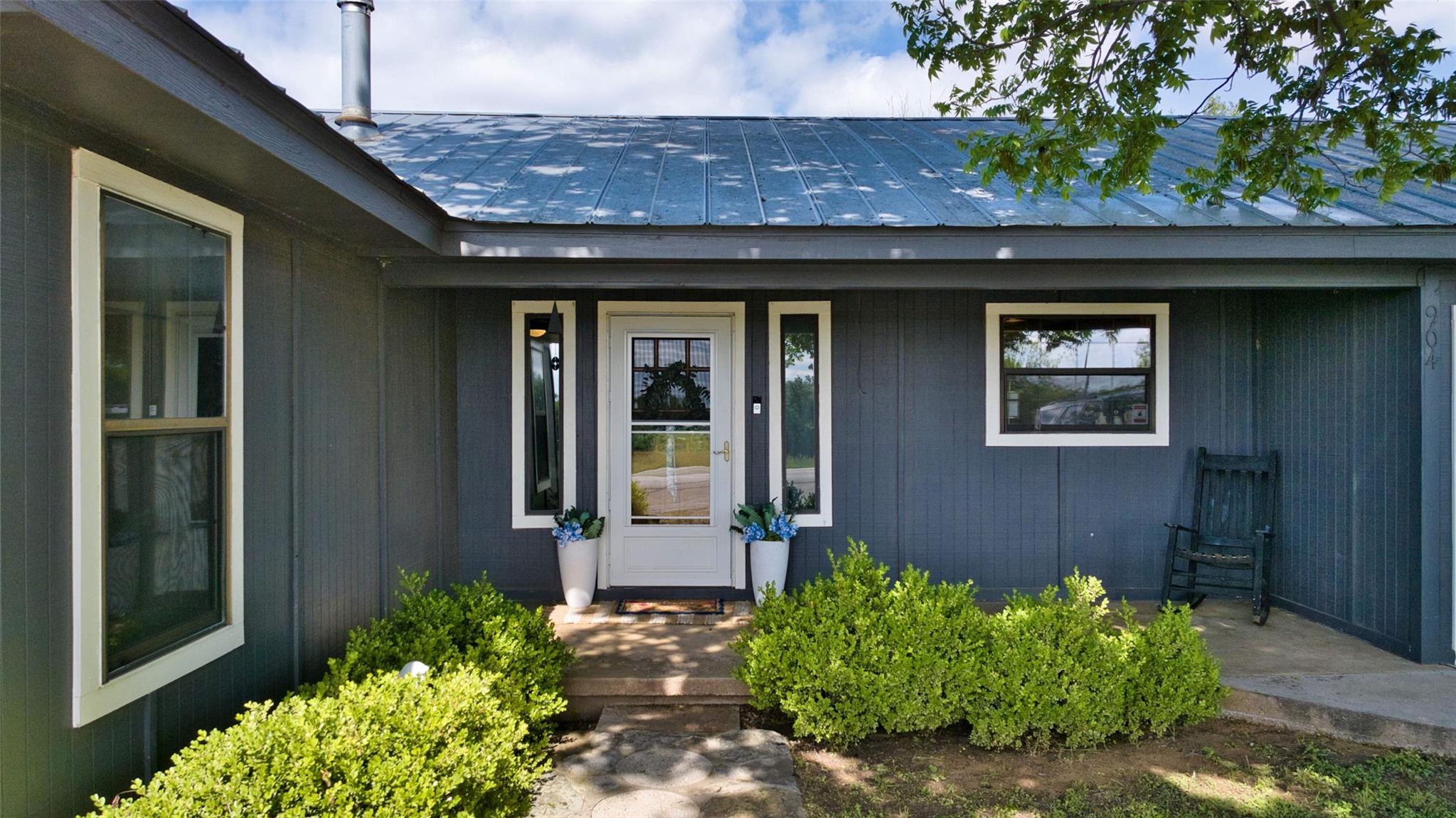 904 Bluebonnet RD, Mason, TX 76856