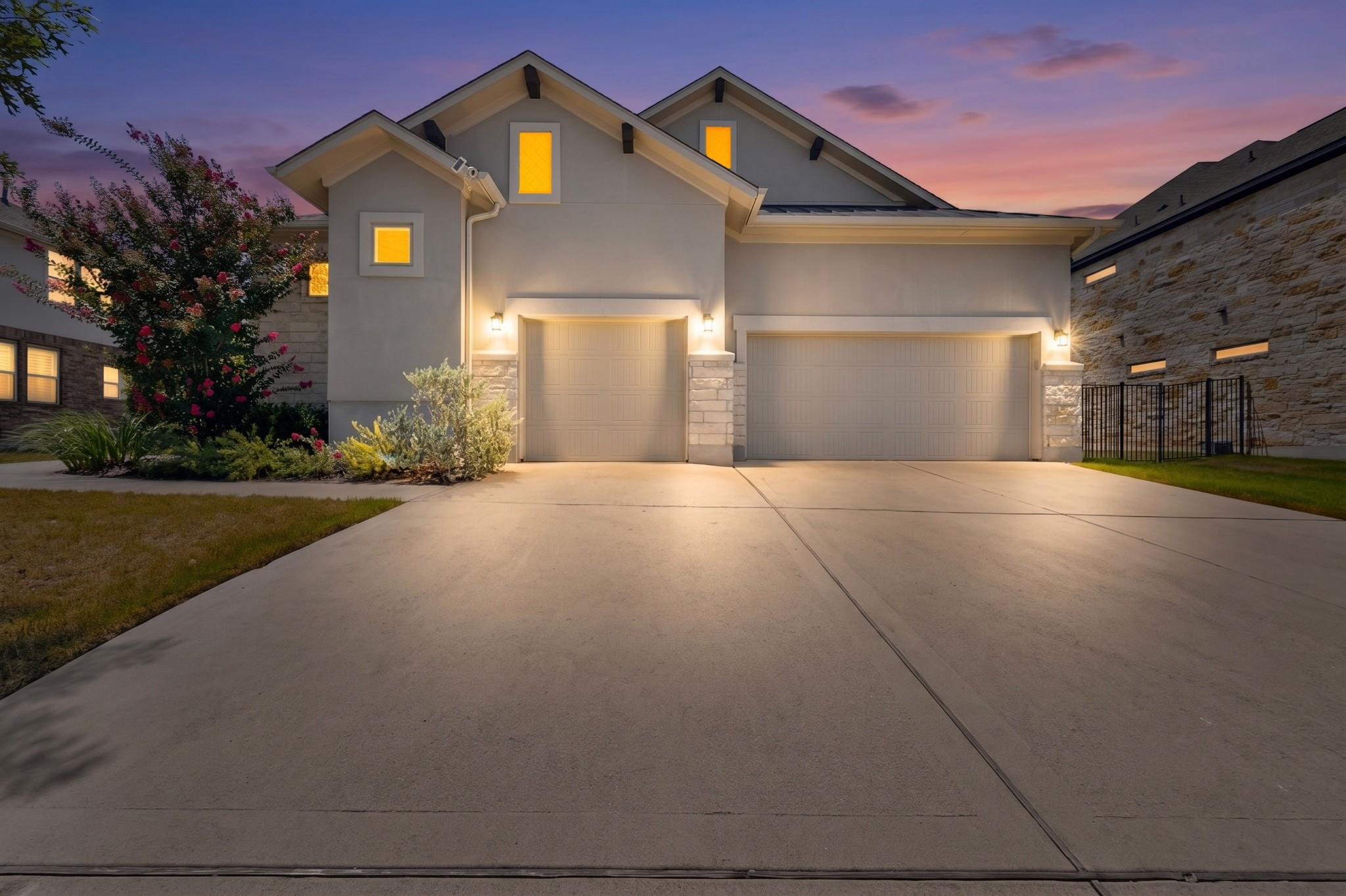 1902 Floresta DR, Cedar Park, TX 78613