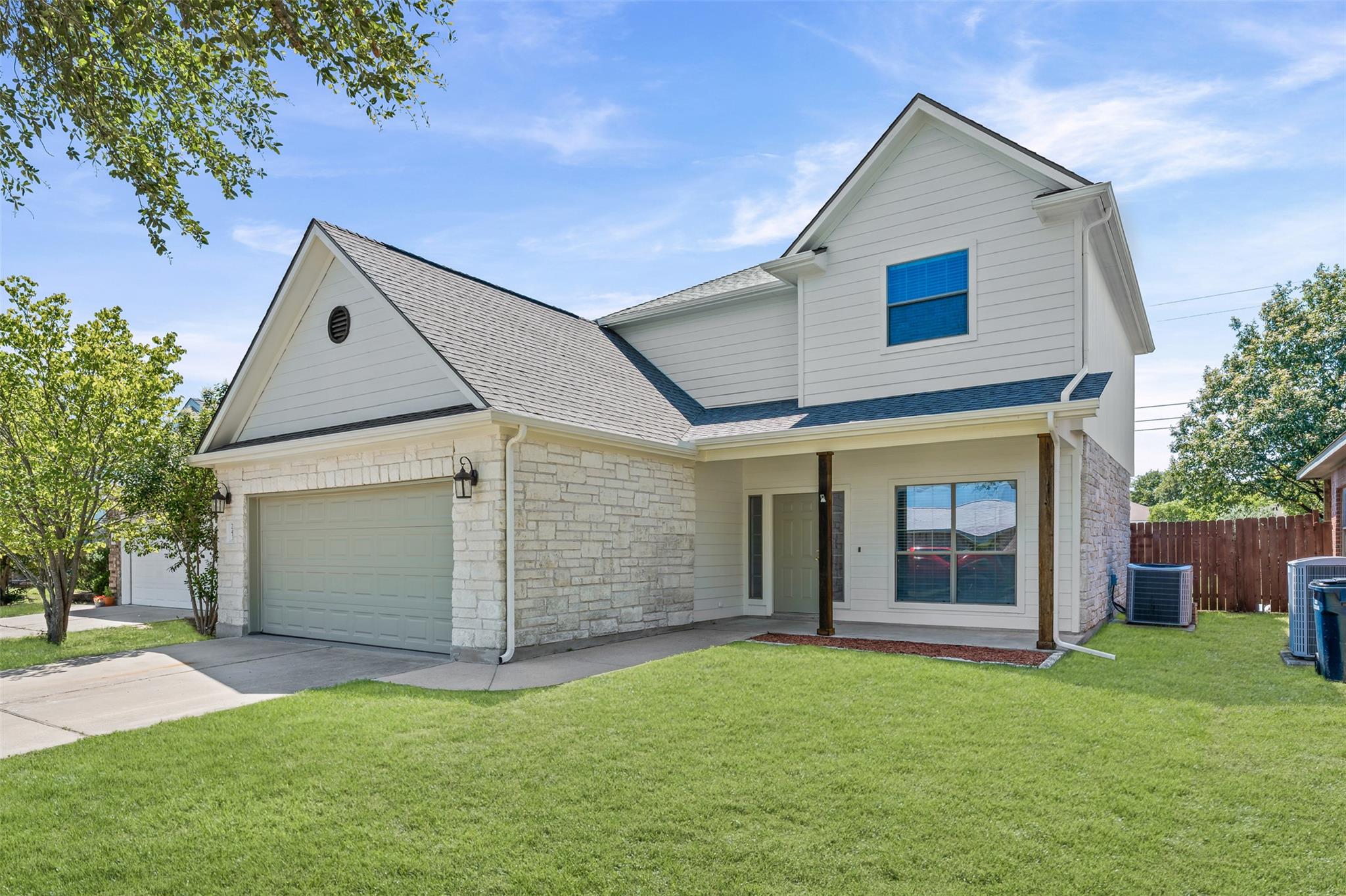 243 Engineers Ps, Jarrell, TX 76537