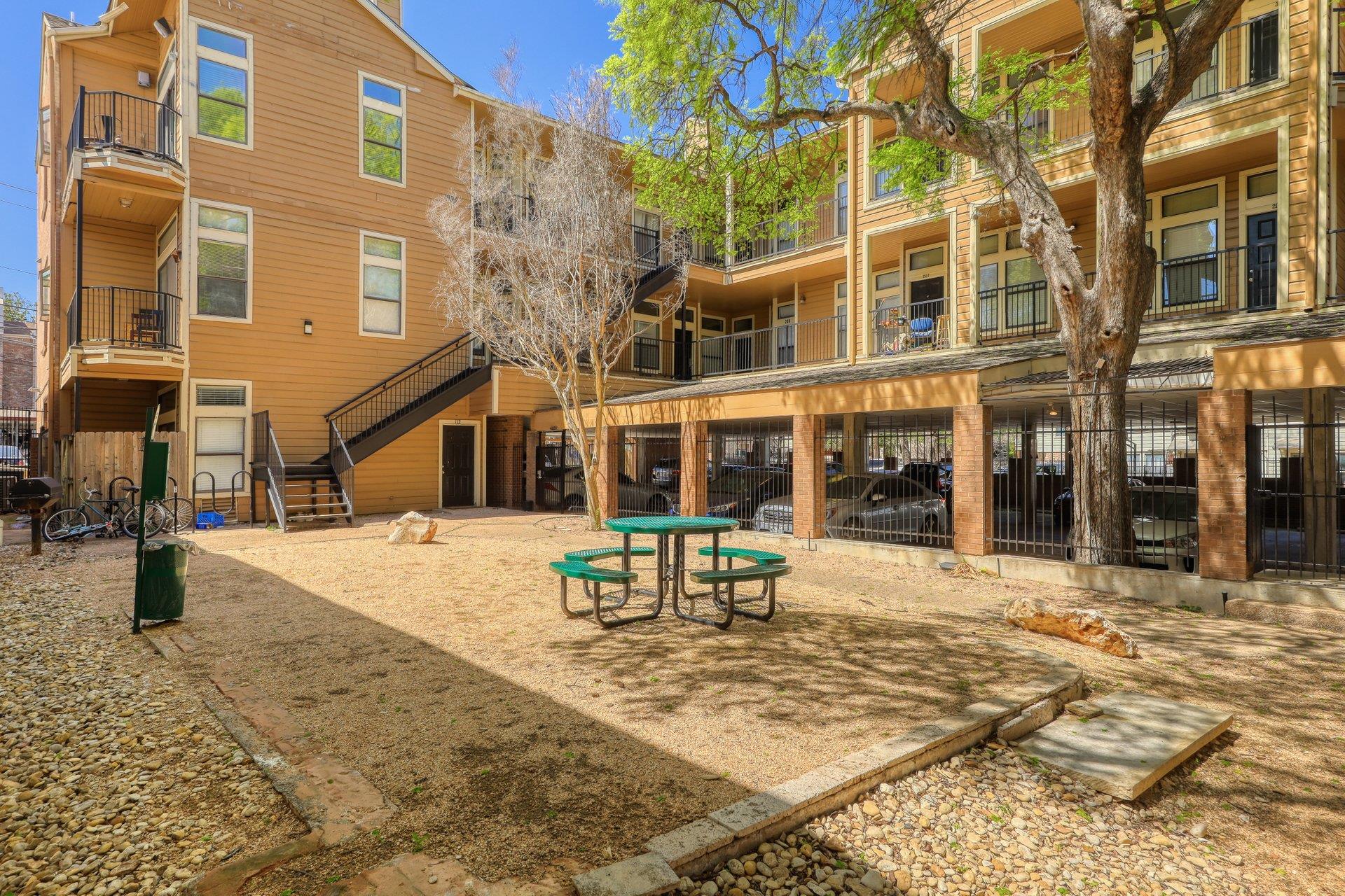 2802 Nueces ST #306, Austin, TX 78705