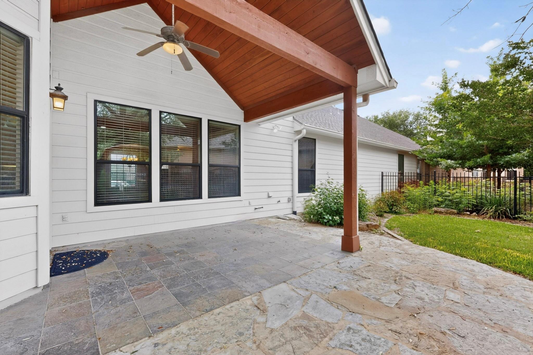 13933 Ashton Woods CIR #71, Austin, TX 78727